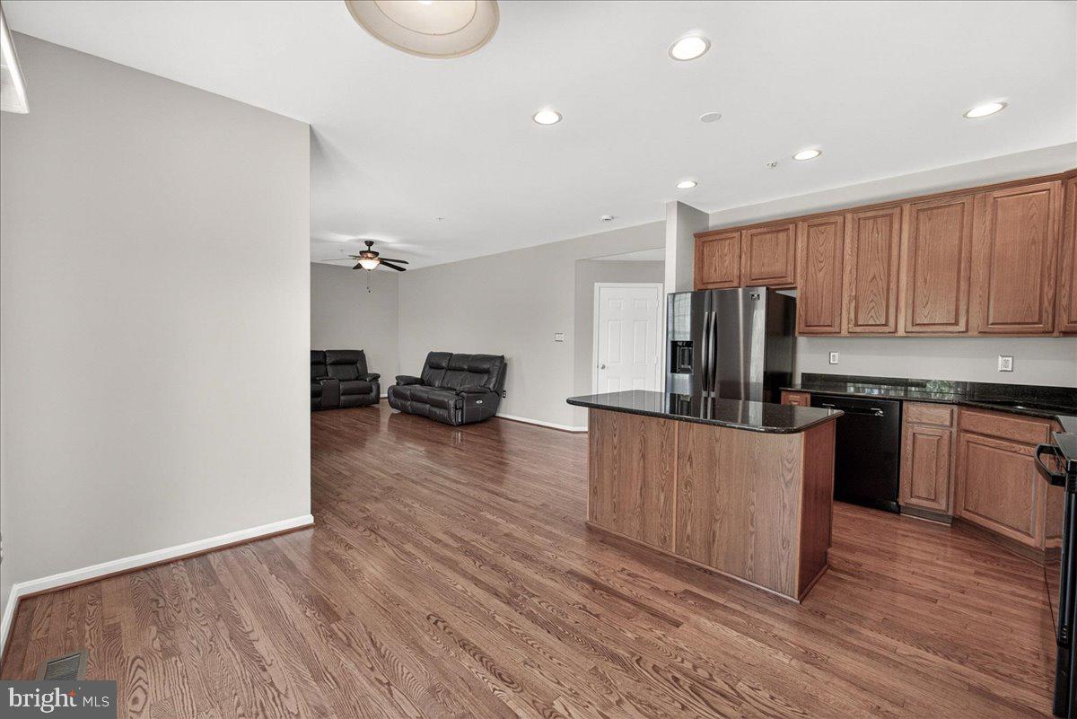 SUN MEADOW - Residential