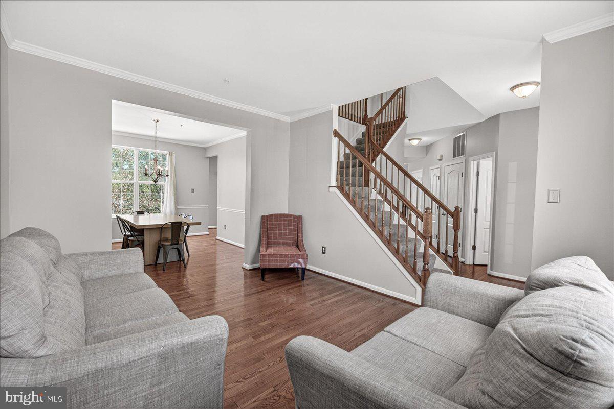 SUN MEADOW - Residential