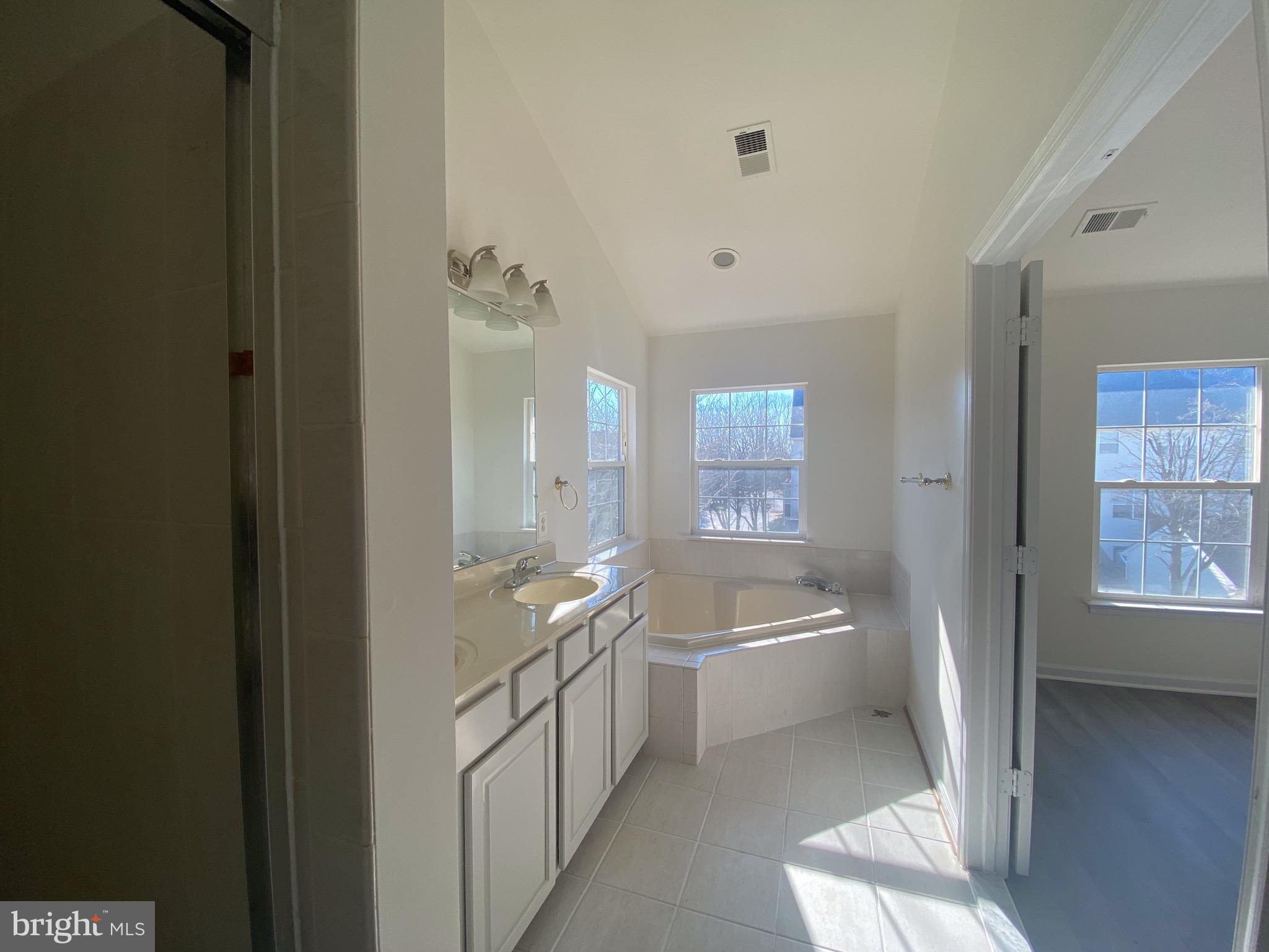 FOUNTAIN HILLS - Residential Lease