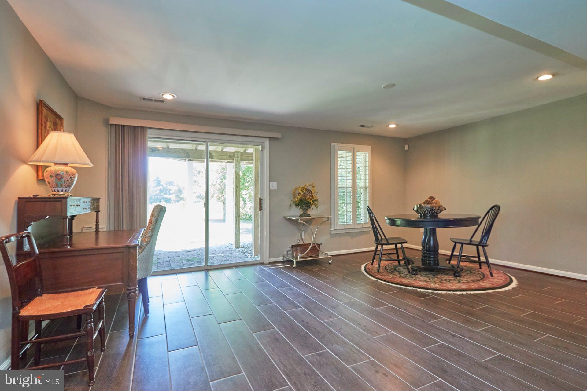 SULLY ESTATES - Residential