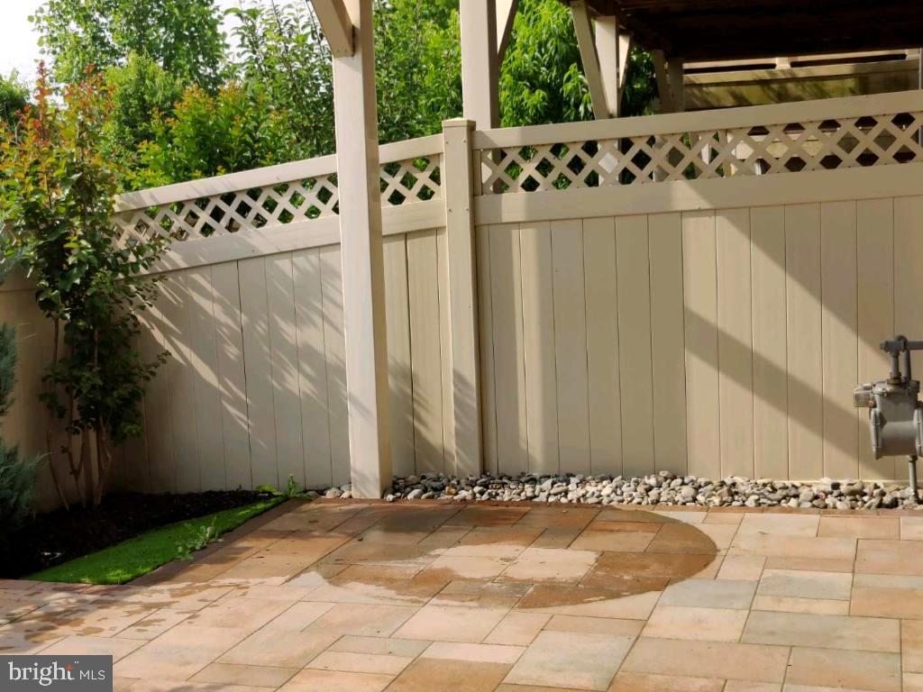 BEECHTREE - Residential Lease