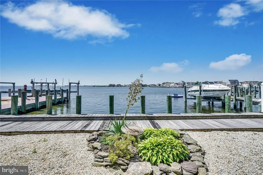 282 BUTLER BLVD  