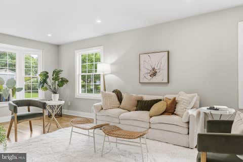 Photo of 2610 Silverdale Drive, SILVER SPRING, MD 20906 (MLS # MDMC2250090)