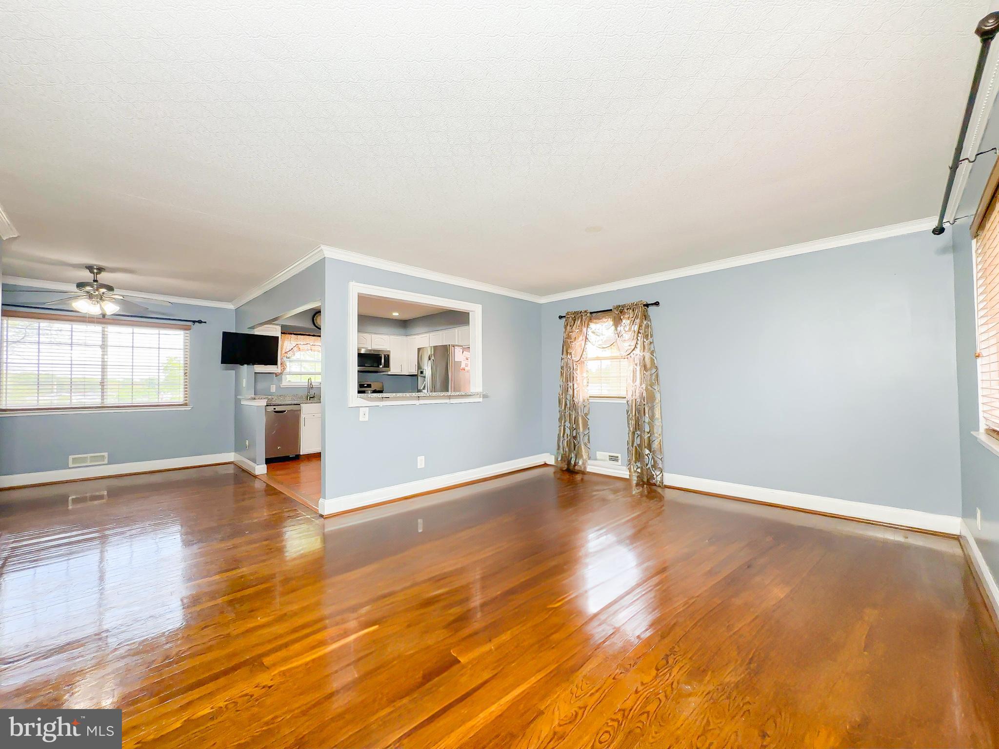 DEERFIELD - Residential Lease