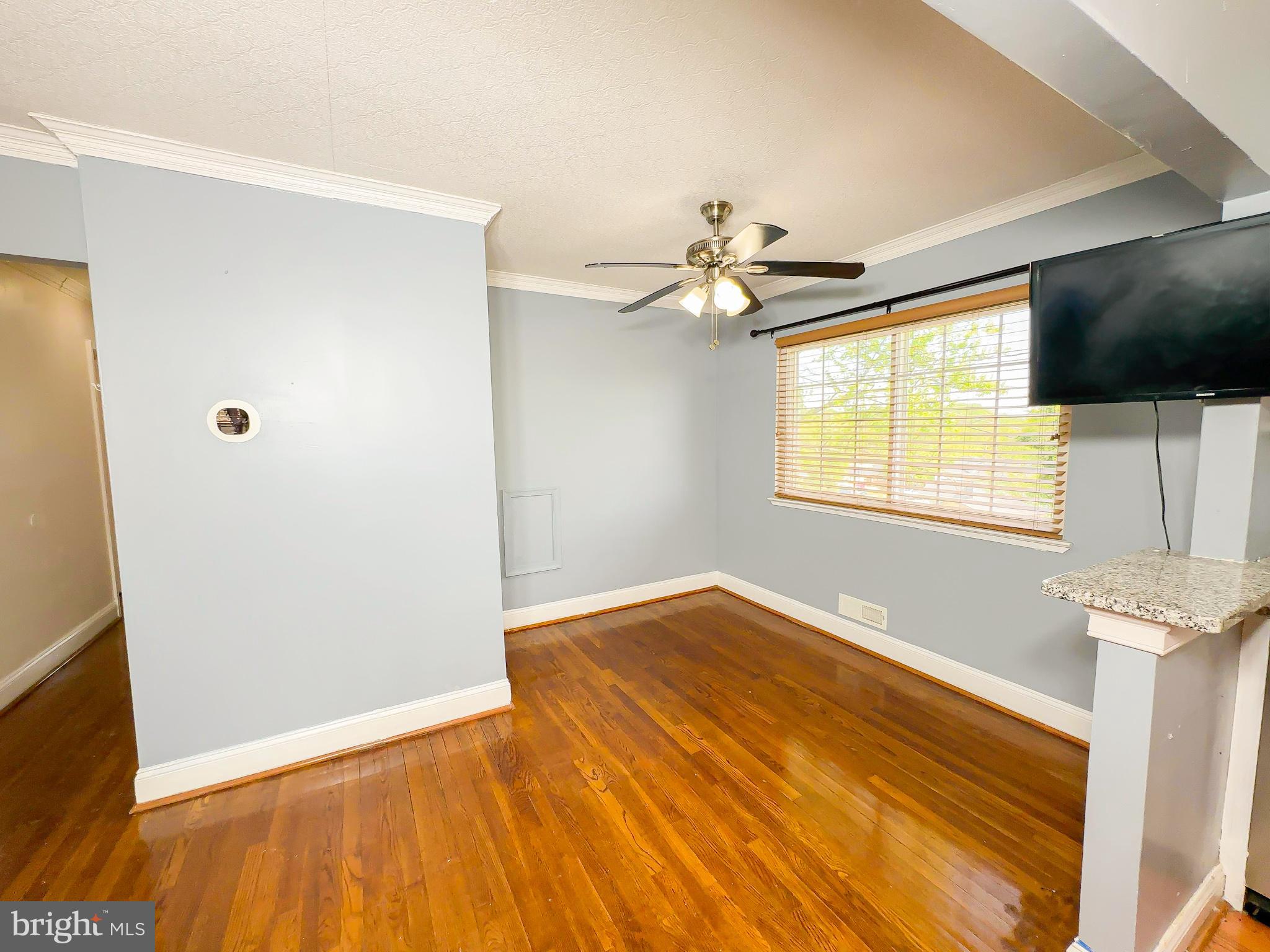 DEERFIELD - Residential Lease