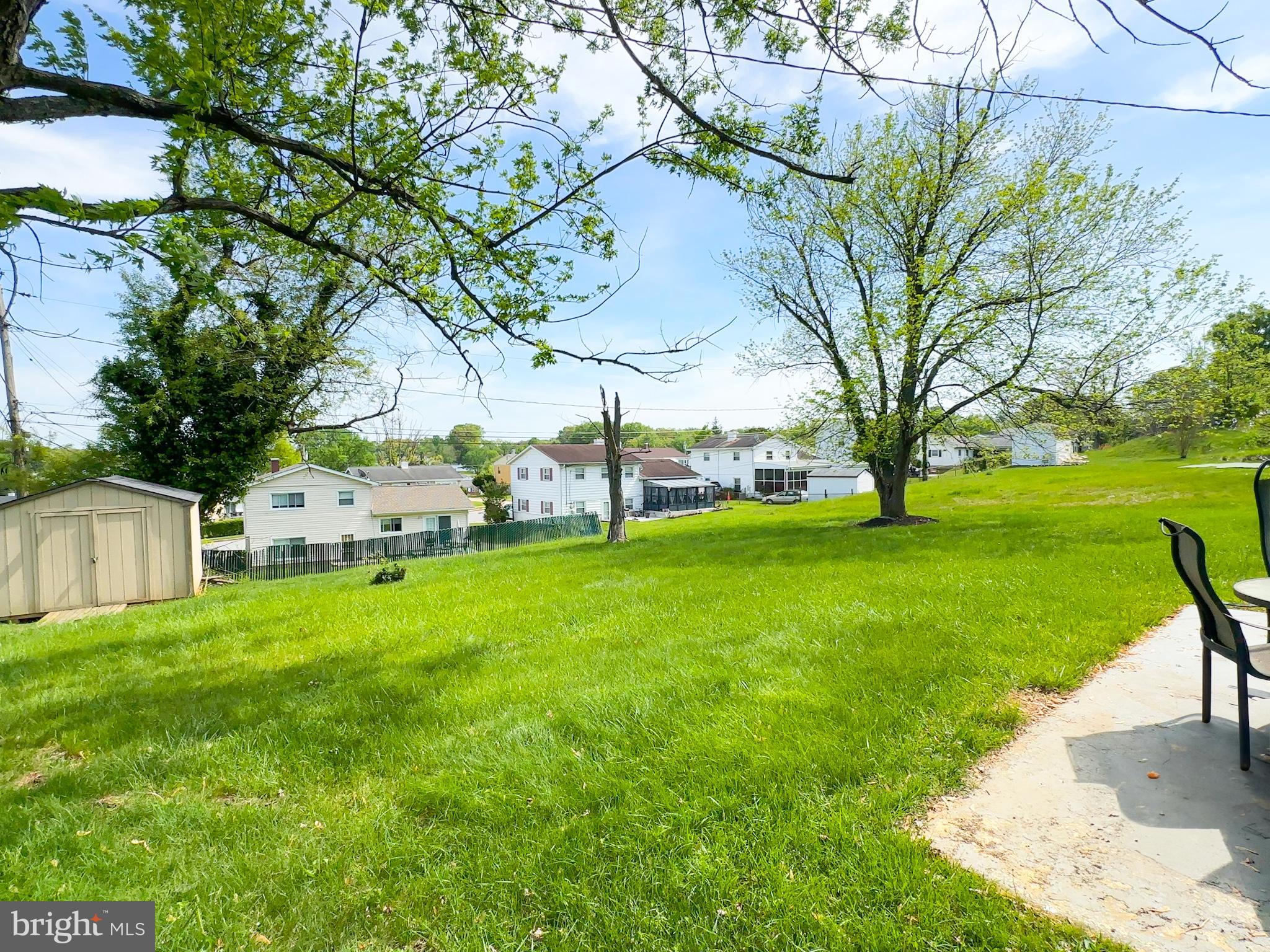 DEERFIELD - Residential Lease