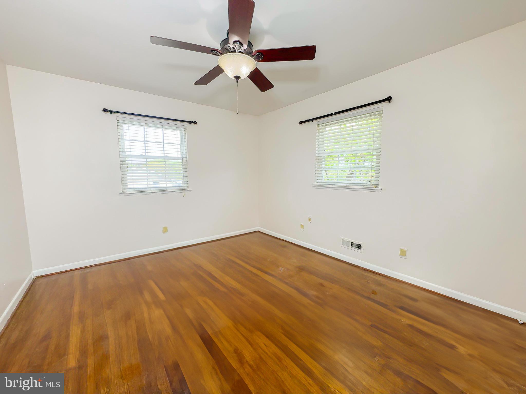 DEERFIELD - Residential Lease