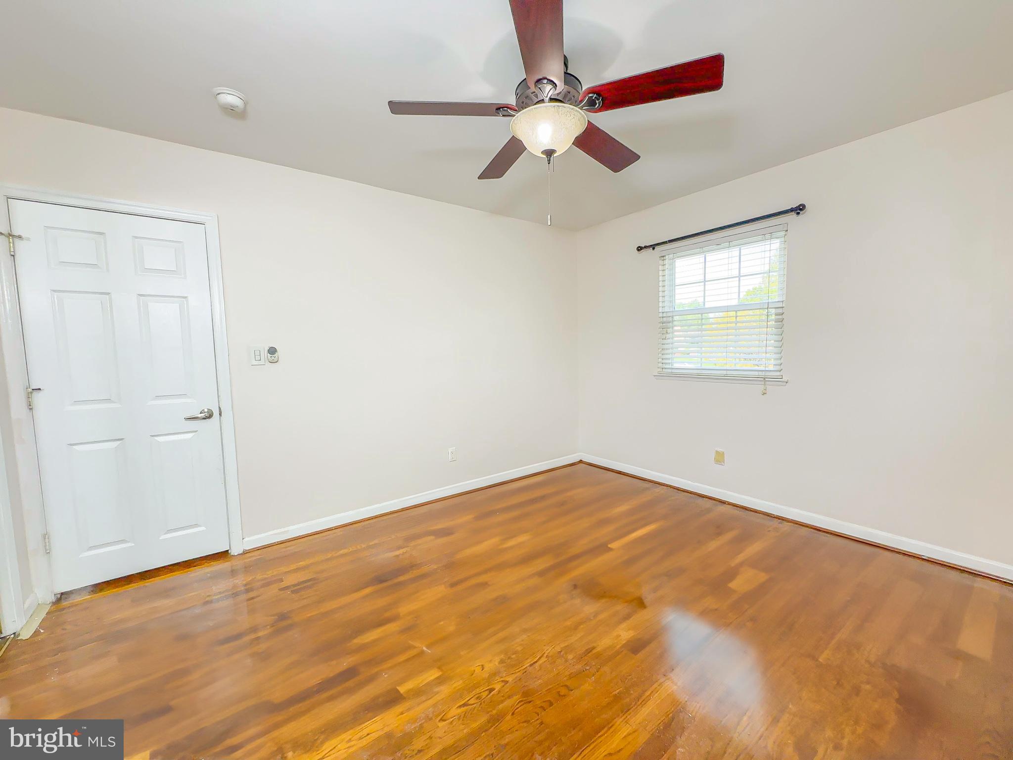 DEERFIELD - Residential Lease