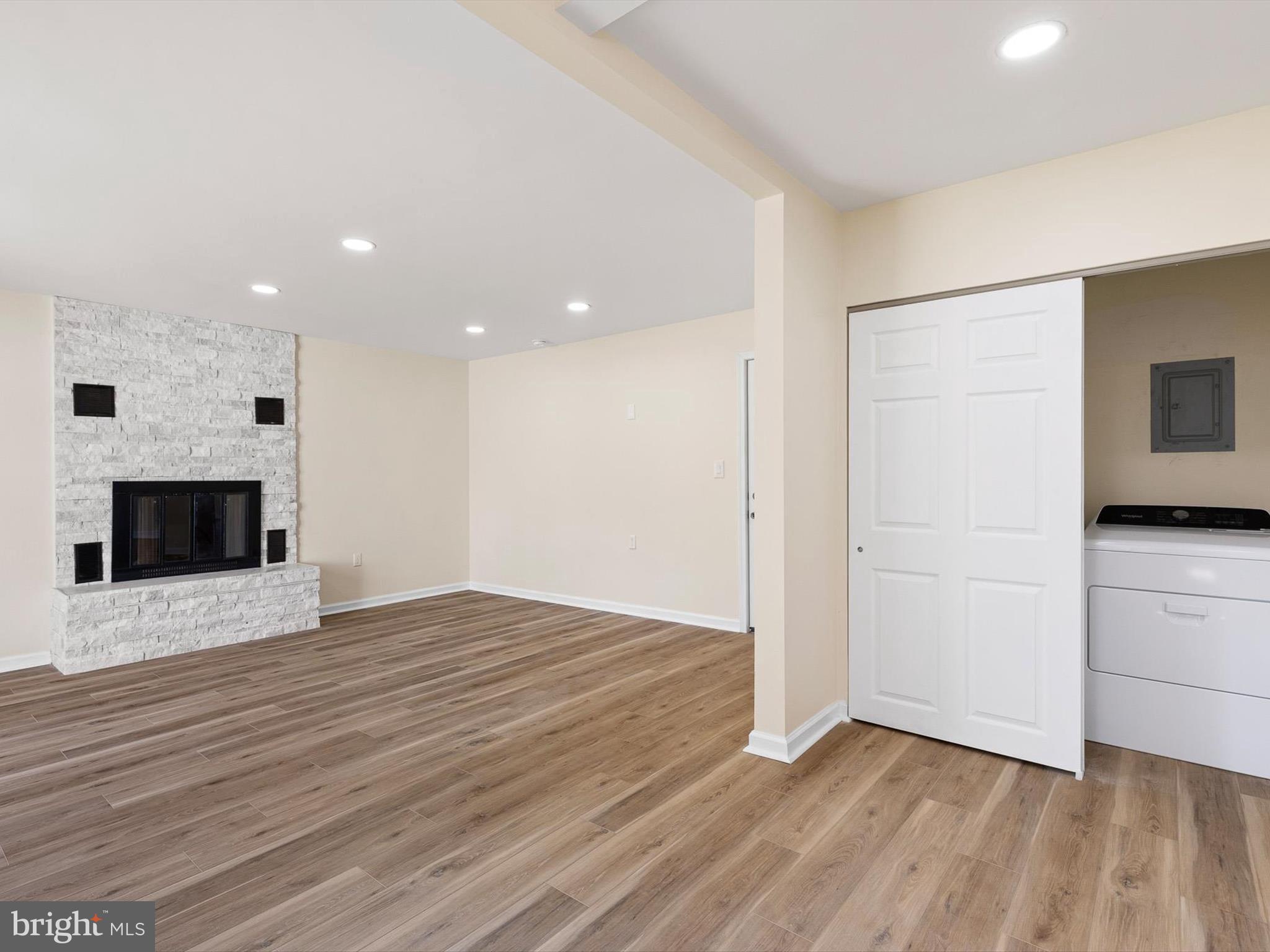 NEWKIRK ESTATES - Residential