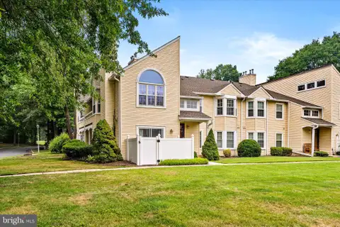 5 Mill Run West, Hightstown, NJ 08520 - MLS#: NJME2080758