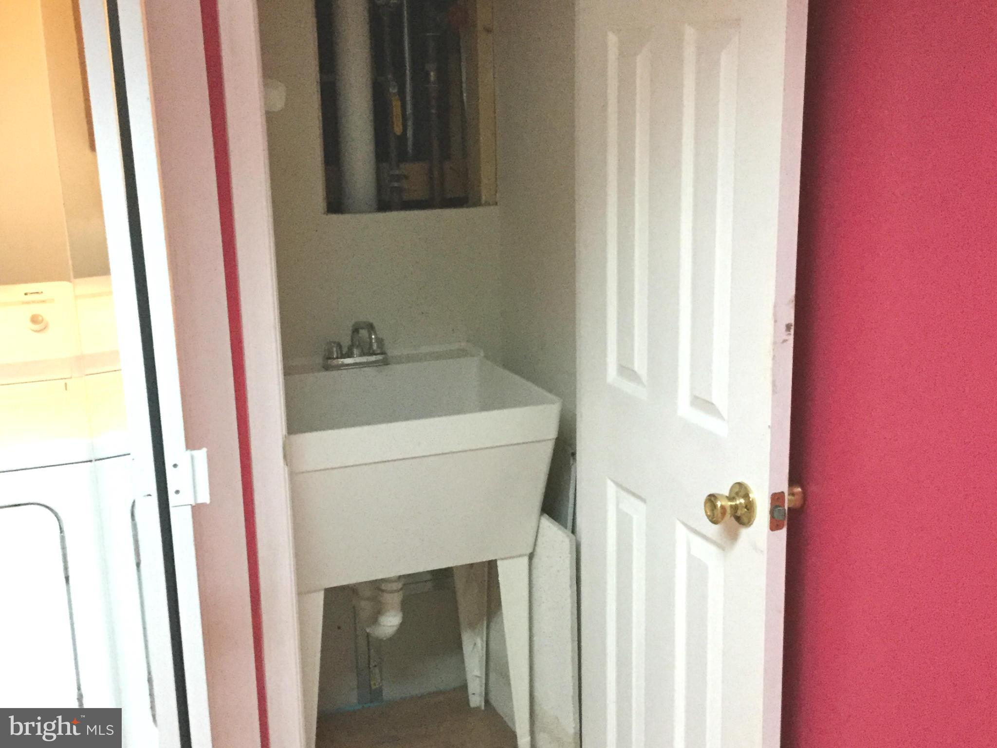 ASPEN PARK - Residential Lease