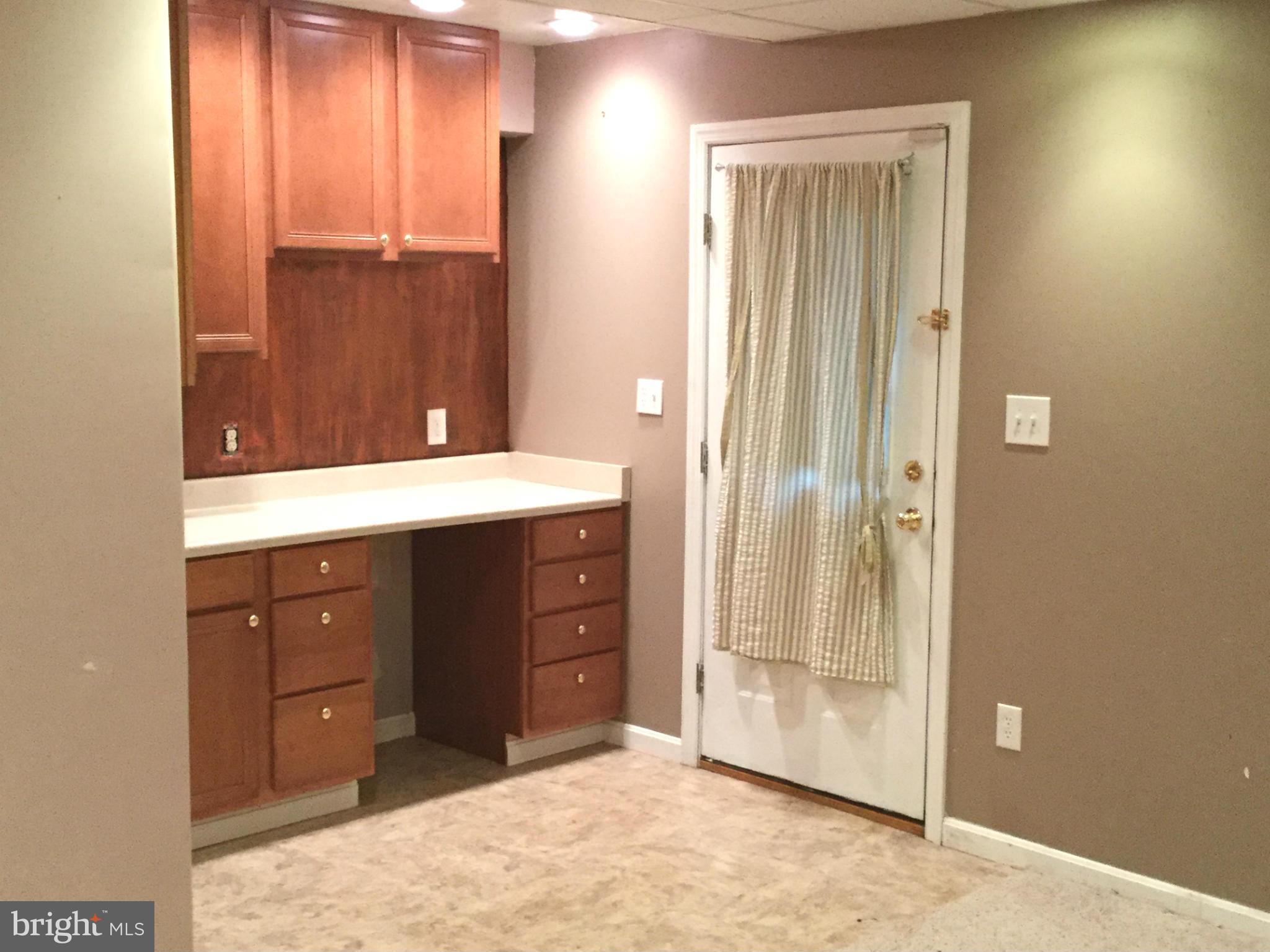 ASPEN PARK - Residential Lease