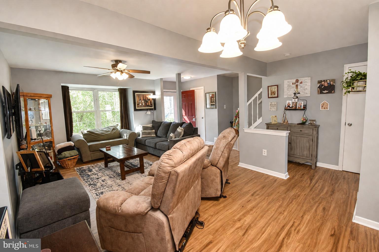 ROBIN MEADOWS - Residential