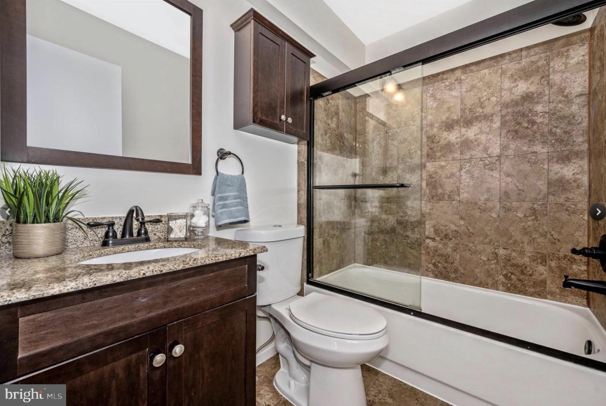 ROBIN MEADOWS - Residential