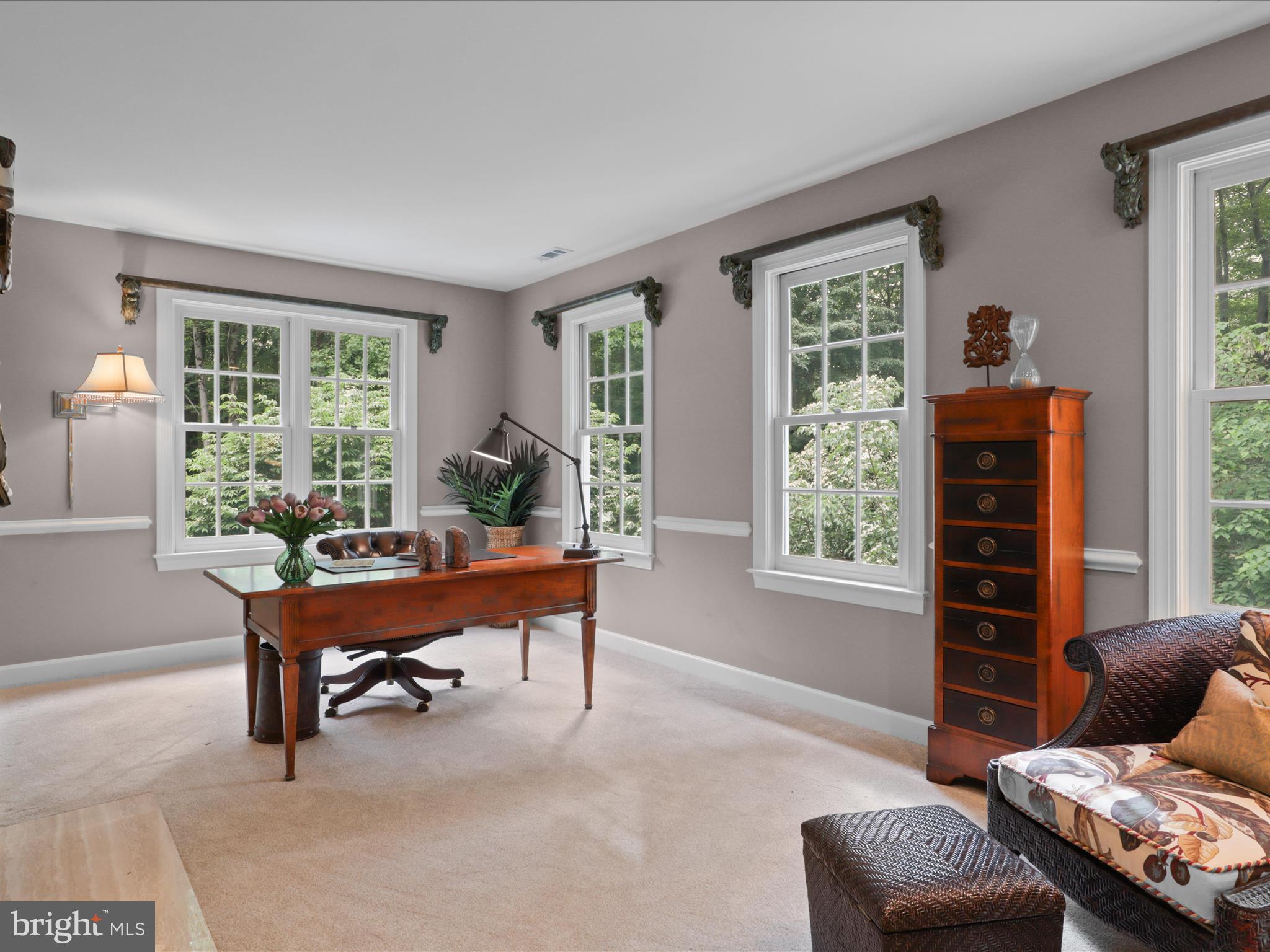 TWELVE OAKS - Residential