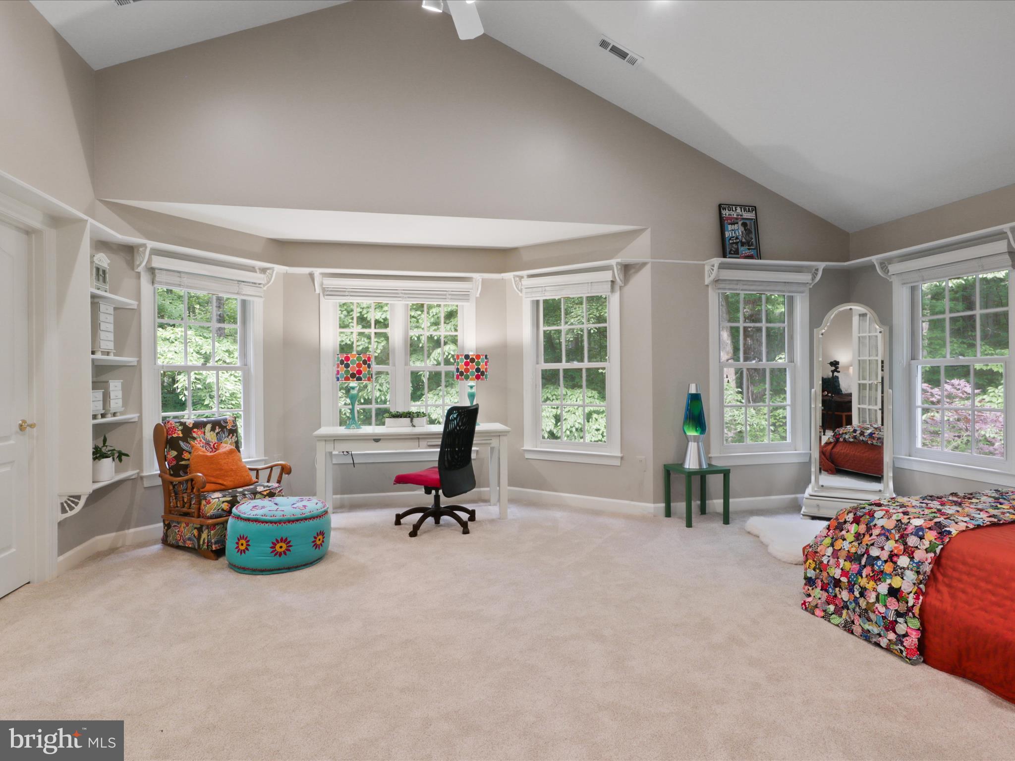 TWELVE OAKS - Residential