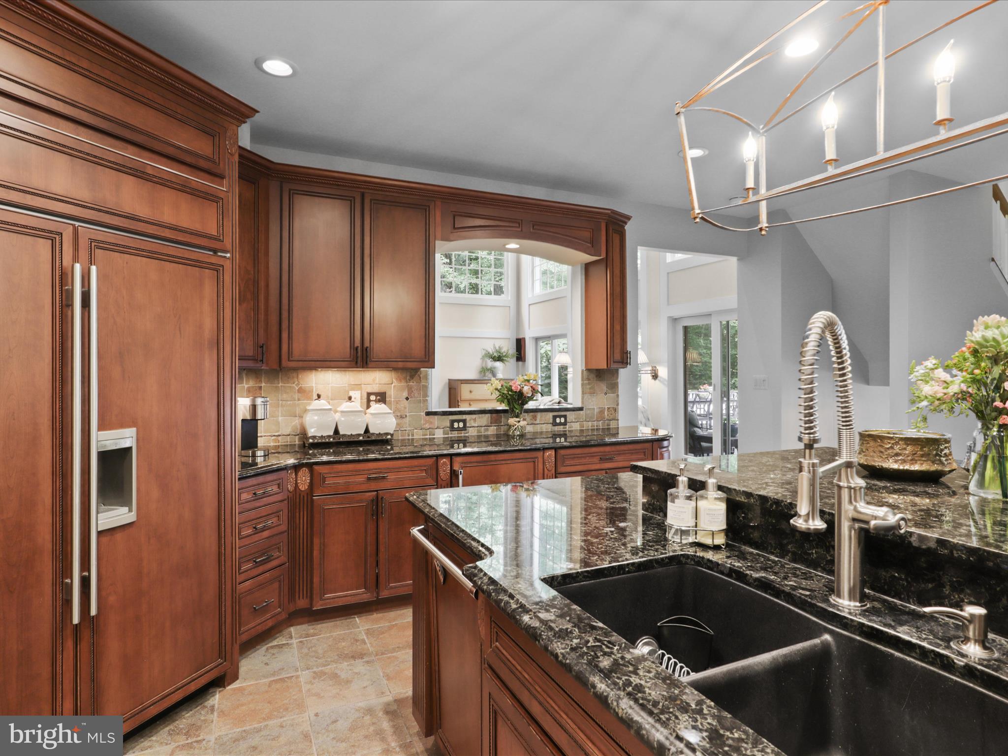 TWELVE OAKS - Residential