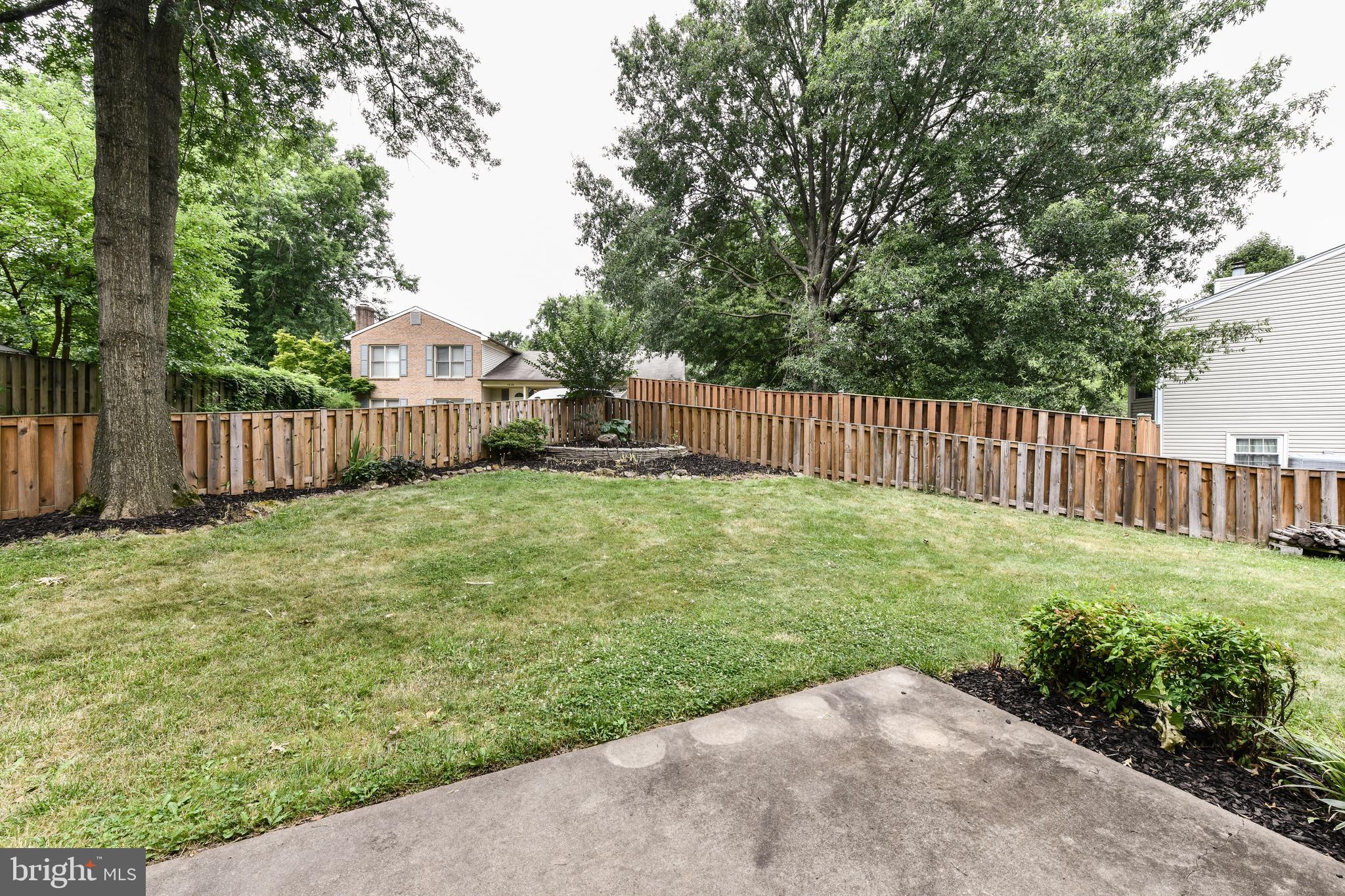 KINGSTON CHASE - Residential