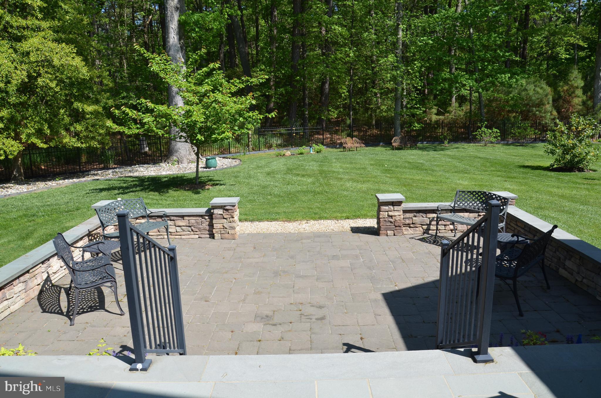 CHURCH NECK - Residential