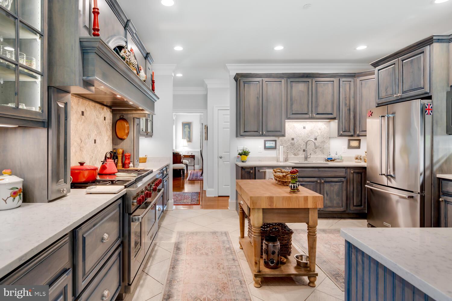 CHURCH NECK - Residential