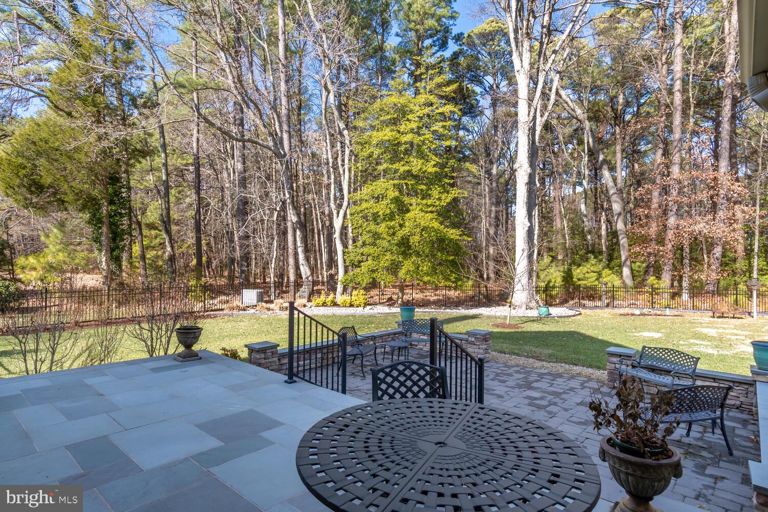 CHURCH NECK - Residential