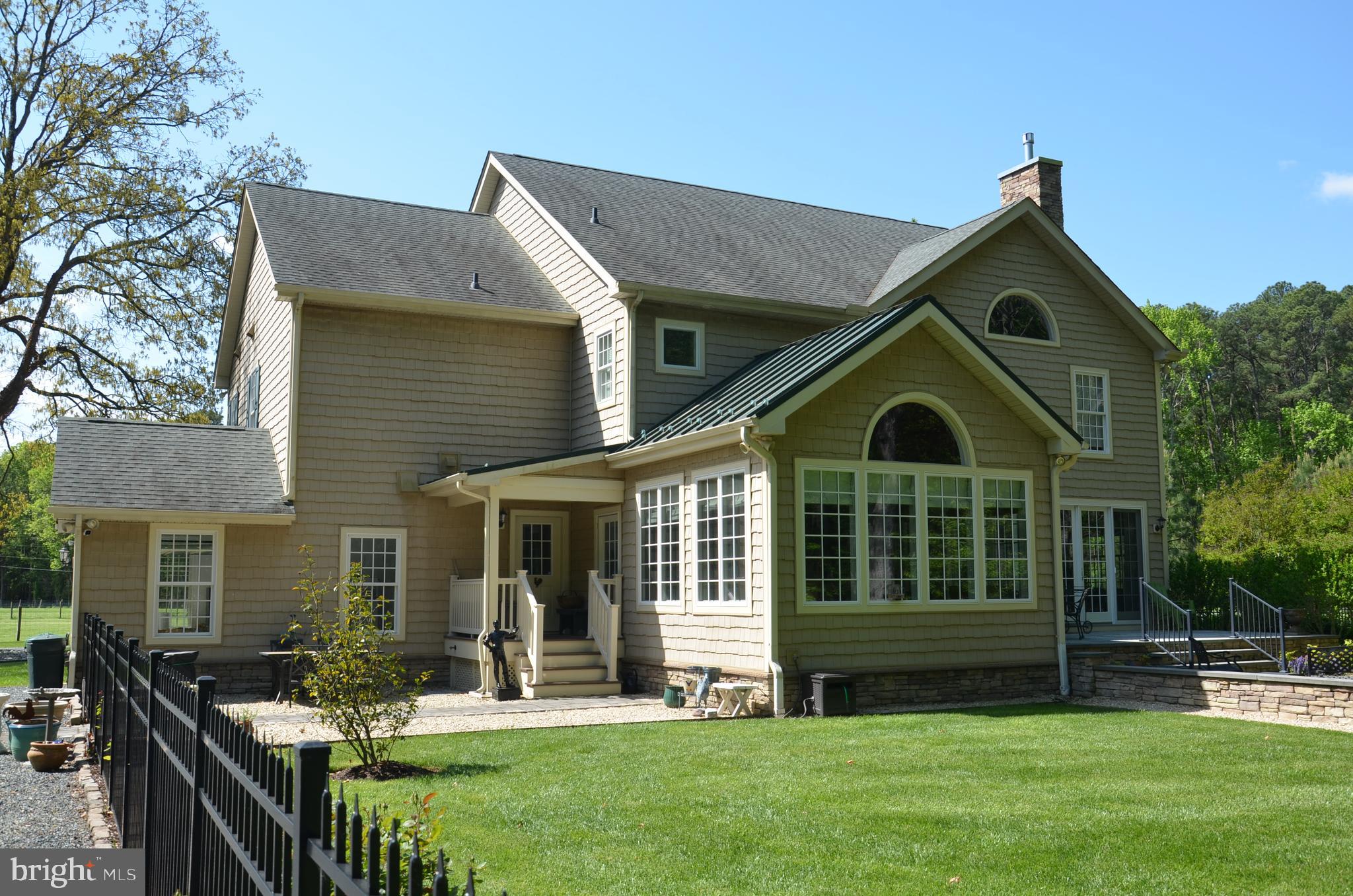 CHURCH NECK - Residential