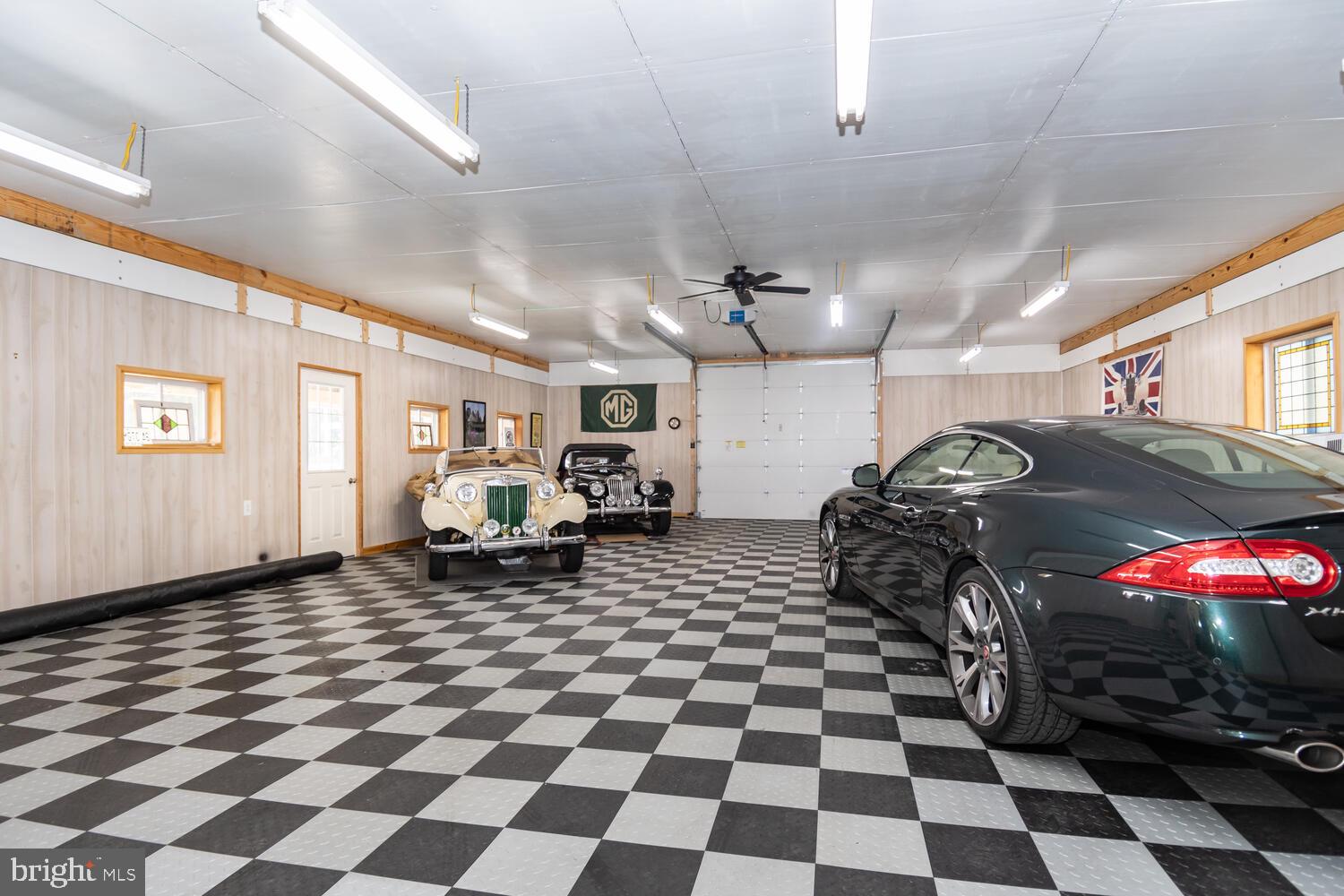 CHURCH NECK - Residential