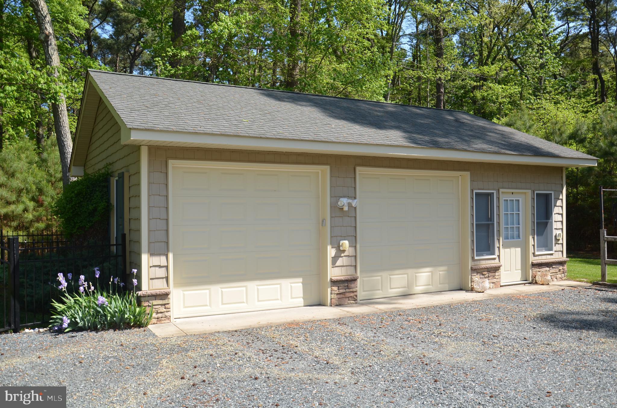 CHURCH NECK - Residential