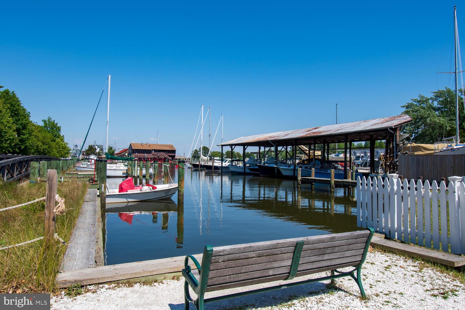 CHURCH NECK - Residential