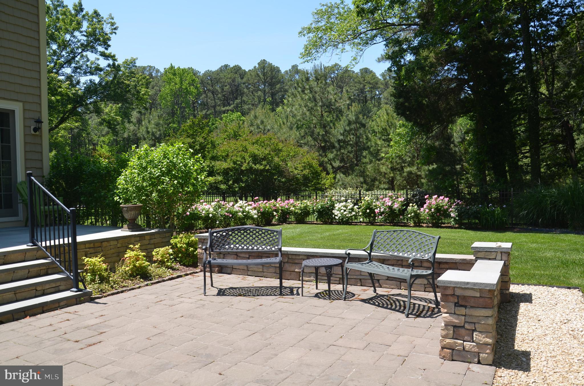 CHURCH NECK - Residential