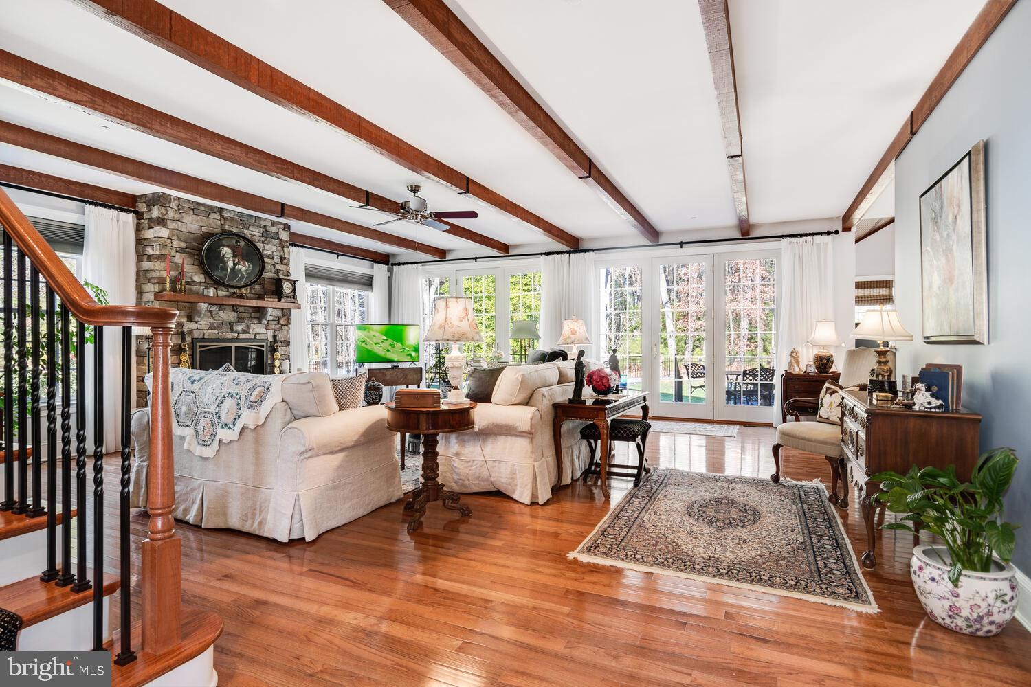 CHURCH NECK - Residential