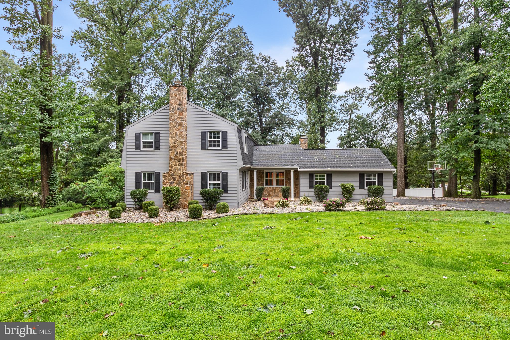 20 CINNAMON DRIVE