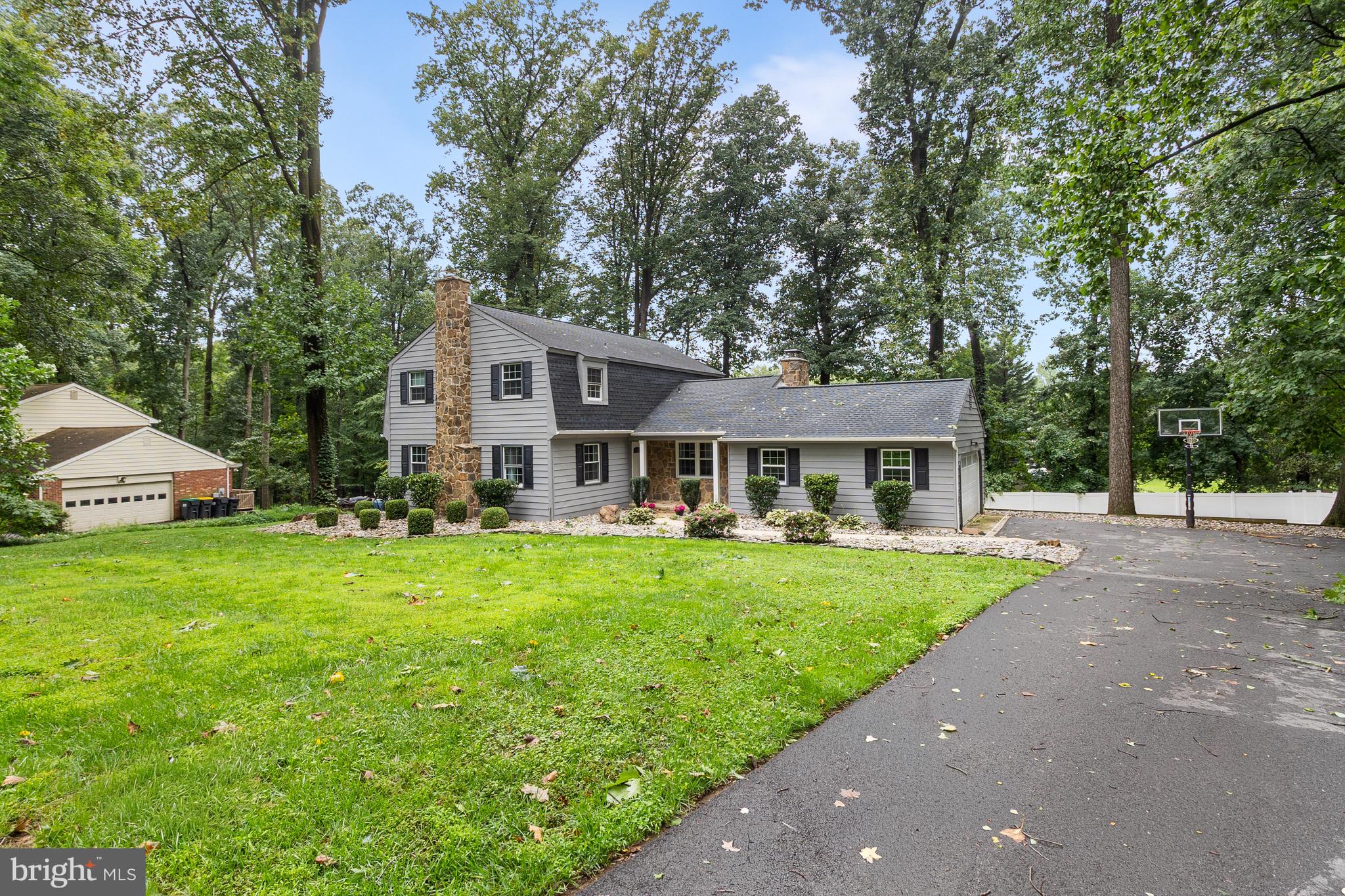 20 CINNAMON DRIVE