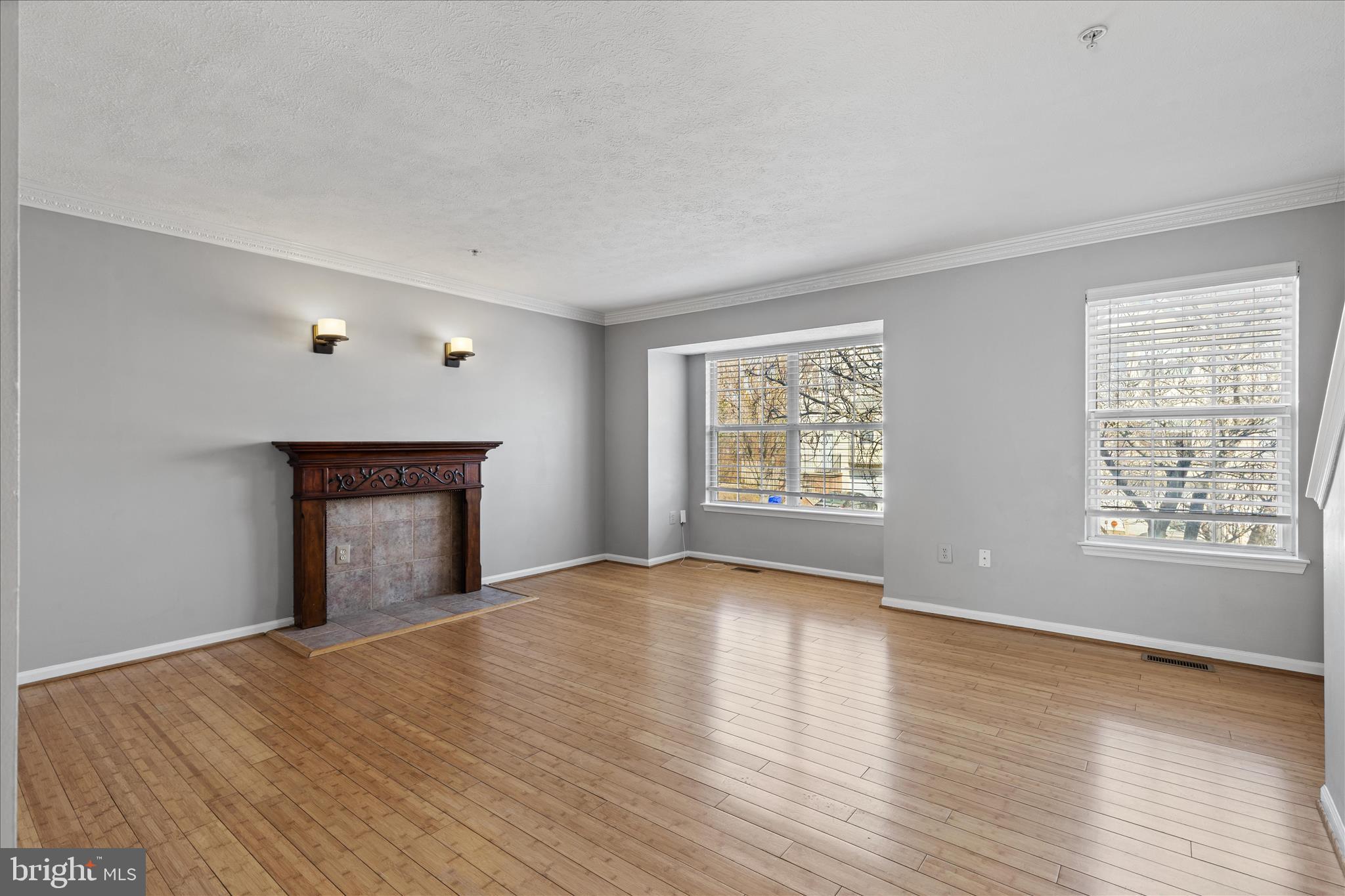 SOUTH HAMPTON SUB - Residential