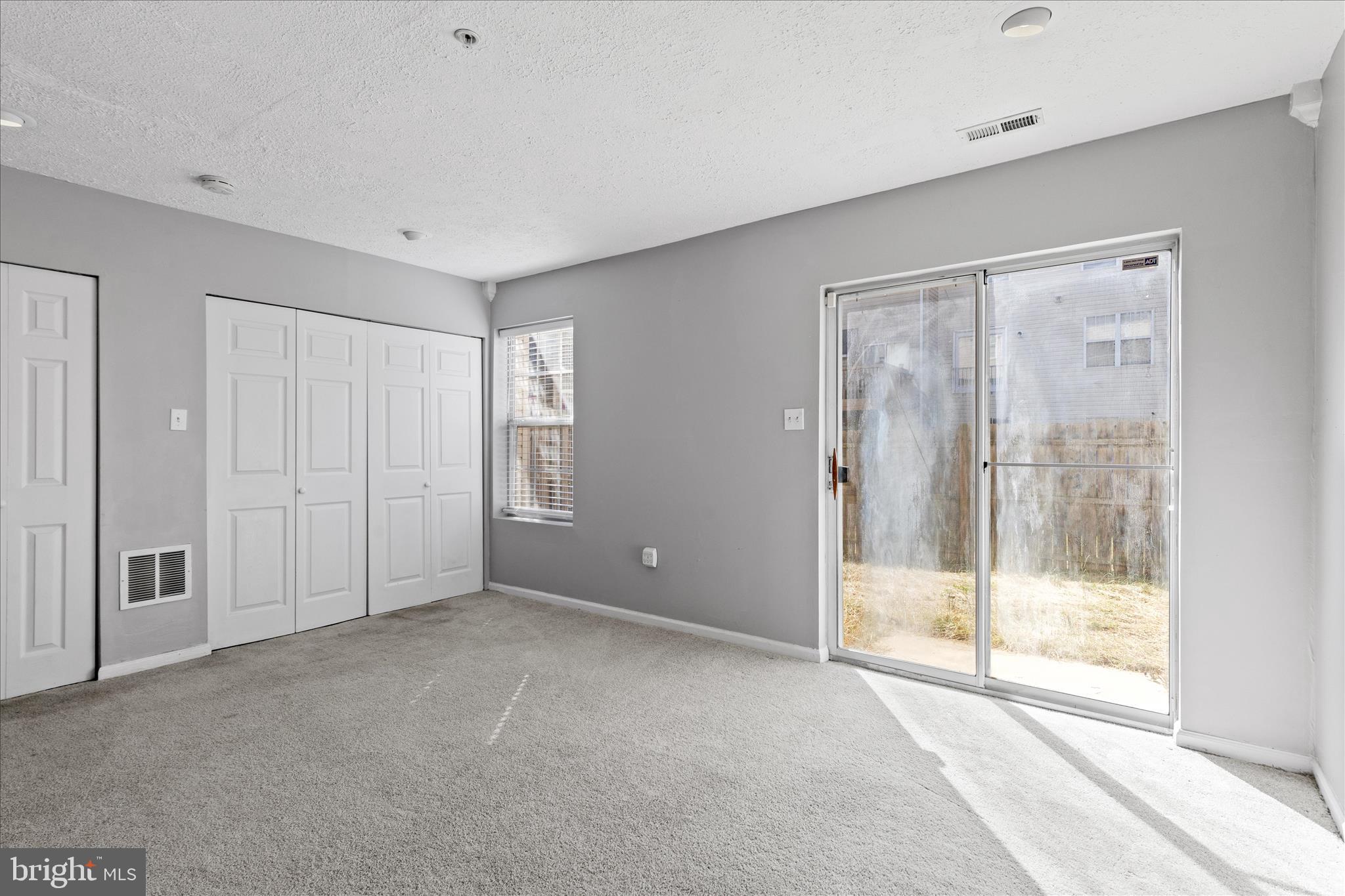 SOUTH HAMPTON SUB - Residential