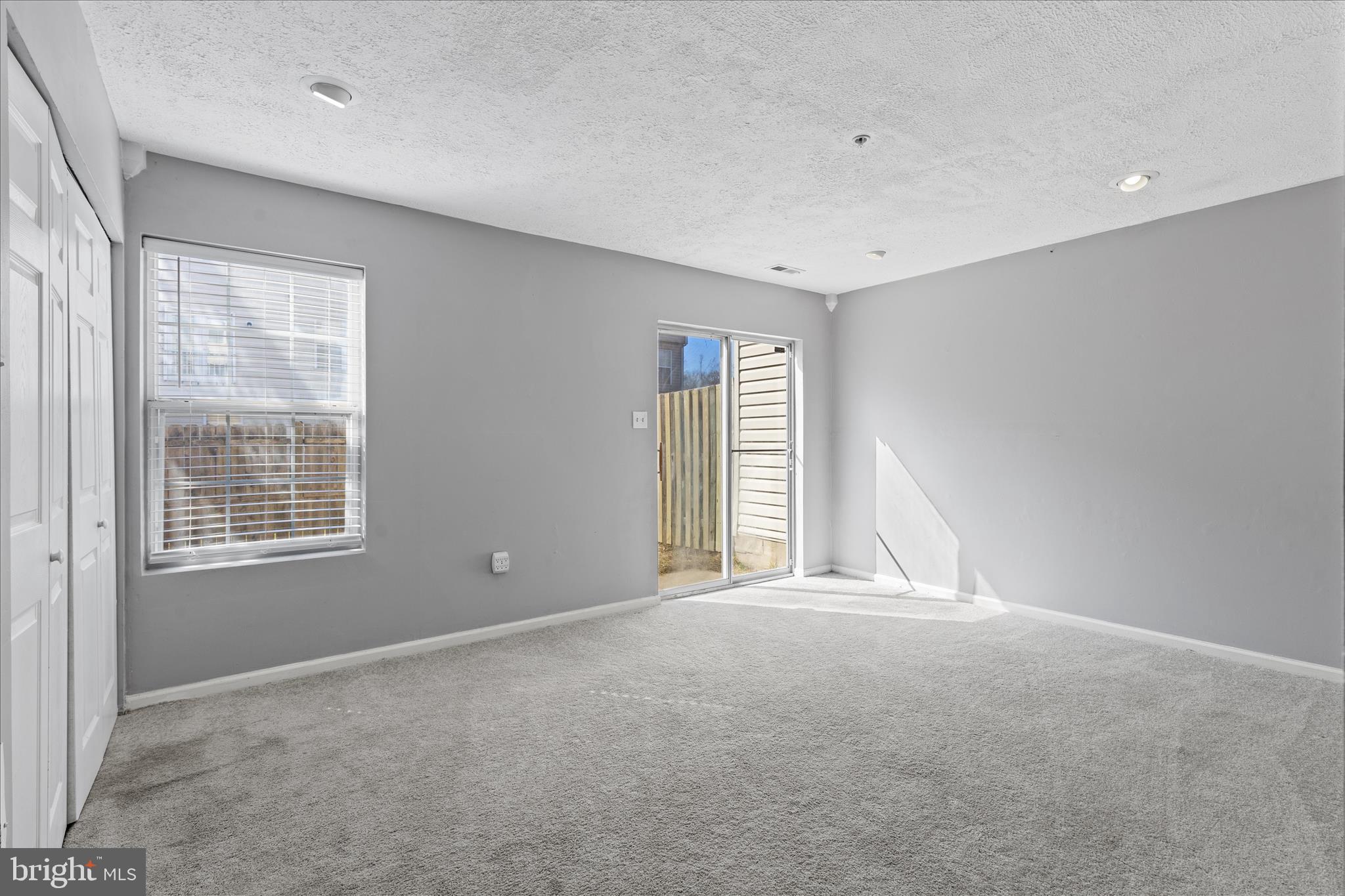 SOUTH HAMPTON SUB - Residential