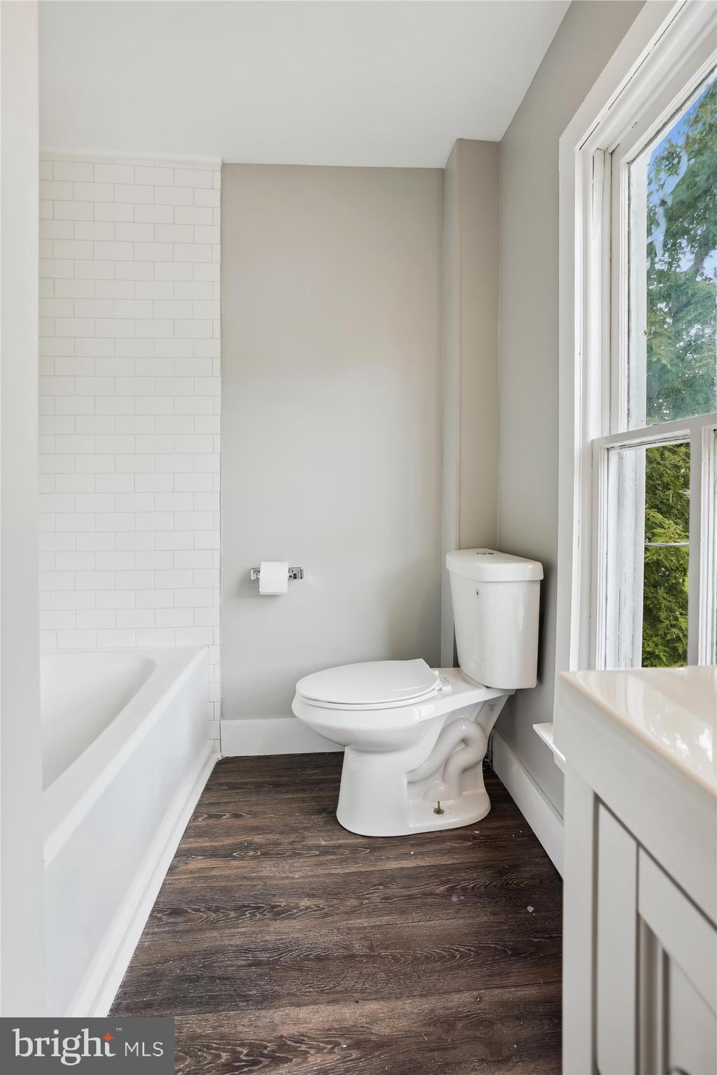 WEST END HISTORIC DISTRICT - Residential Lease