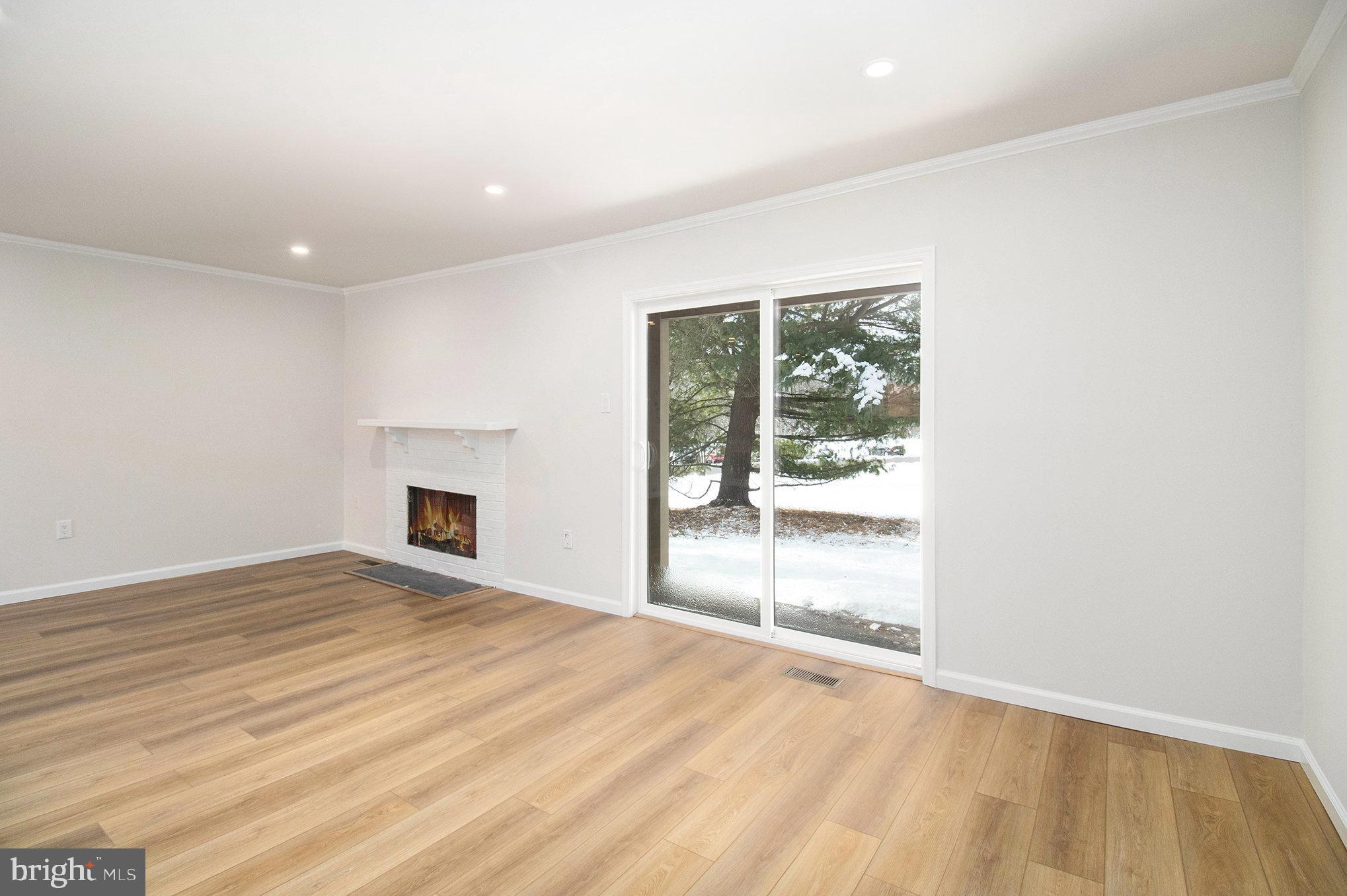 PERKIOMEN WOODS - Residential Lease