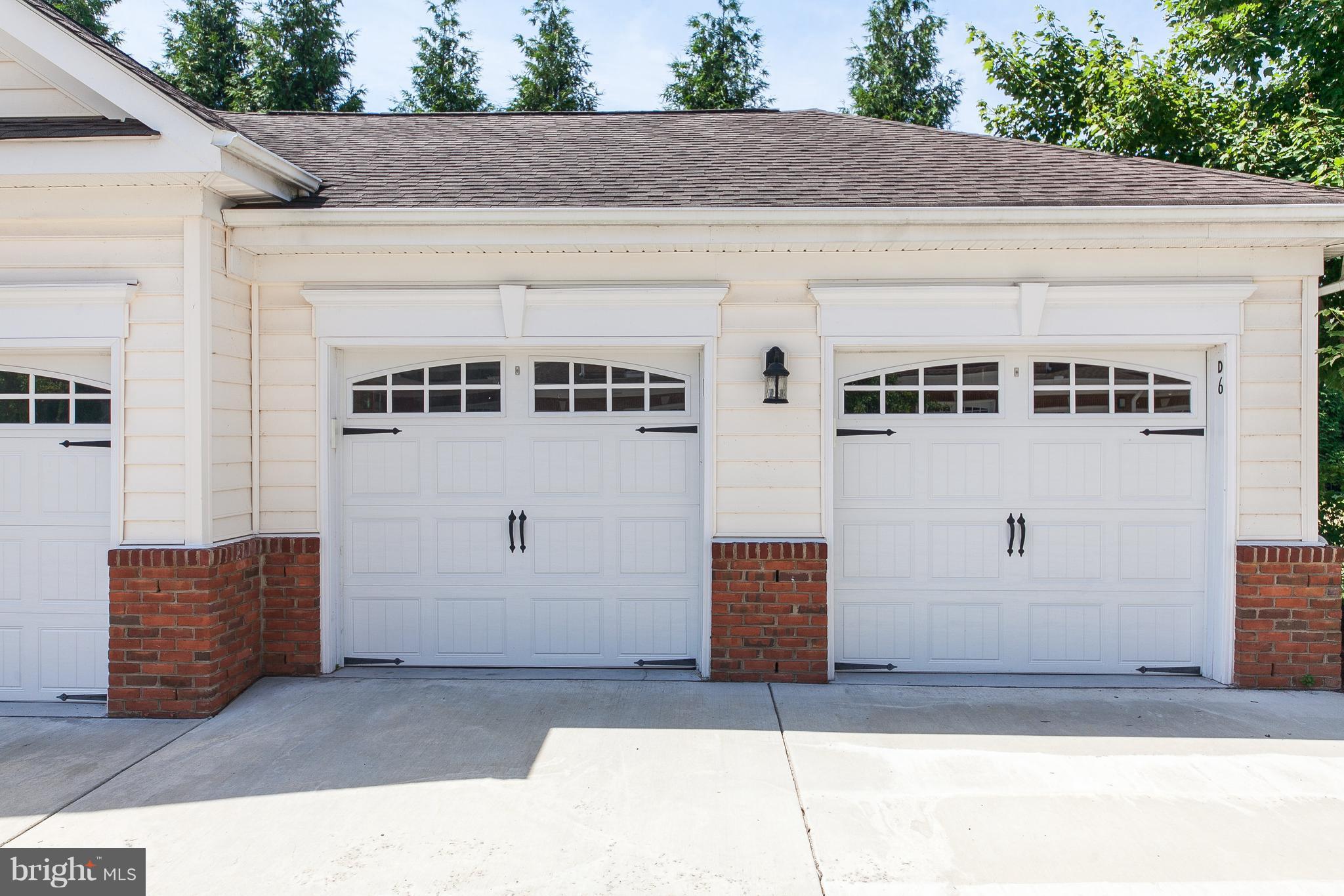 THE GREENBRIER CONDO - Residential