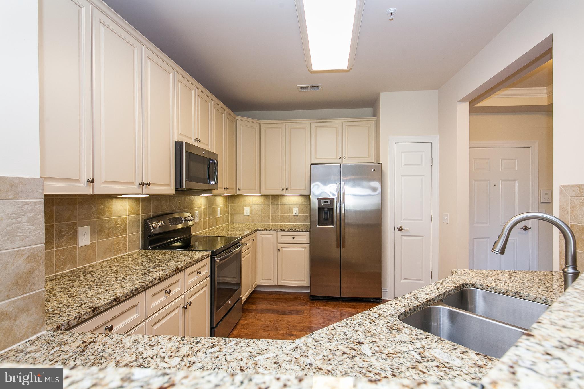 THE GREENBRIER CONDO - Residential