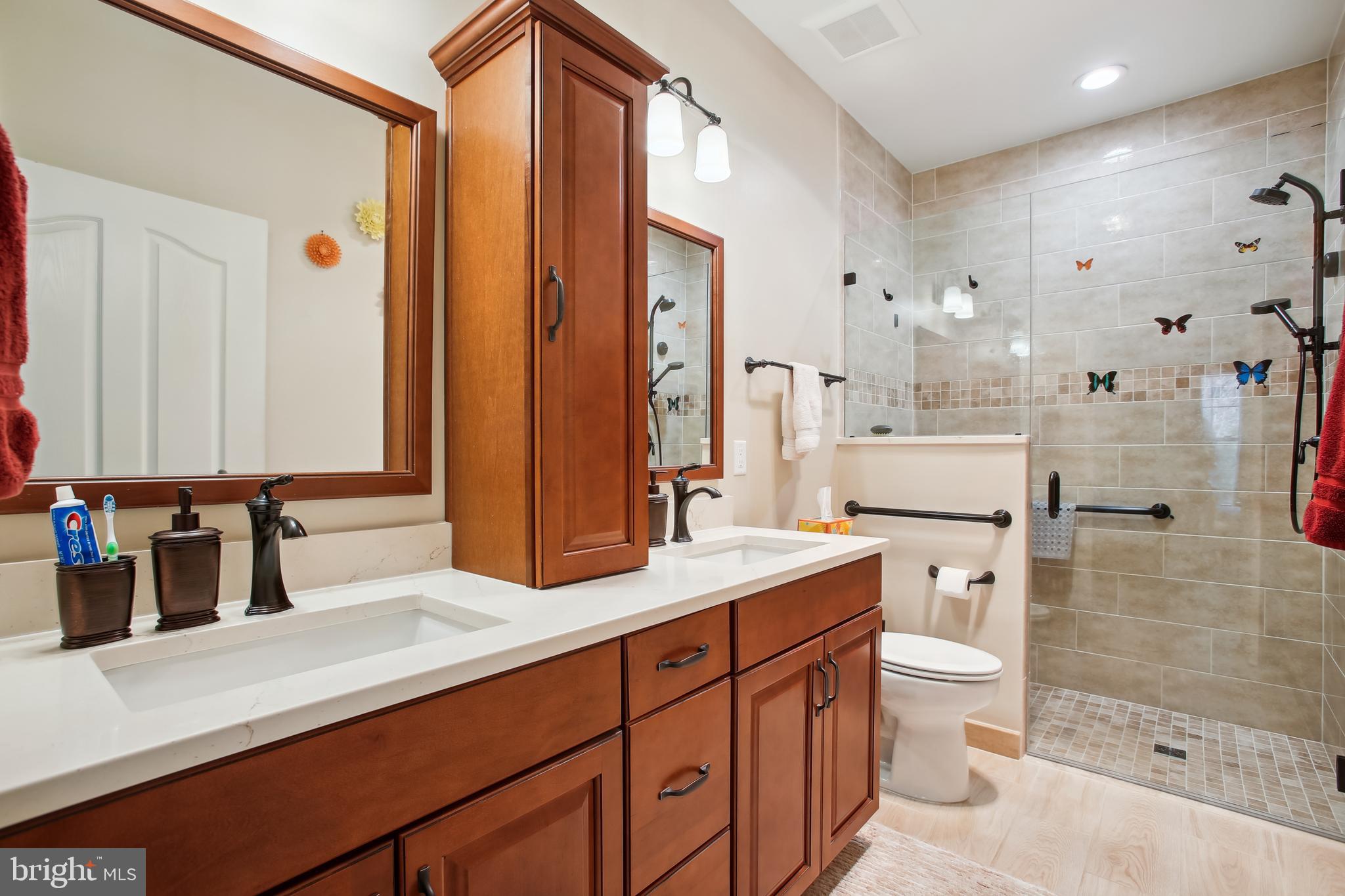 DUNBARTON - Residential