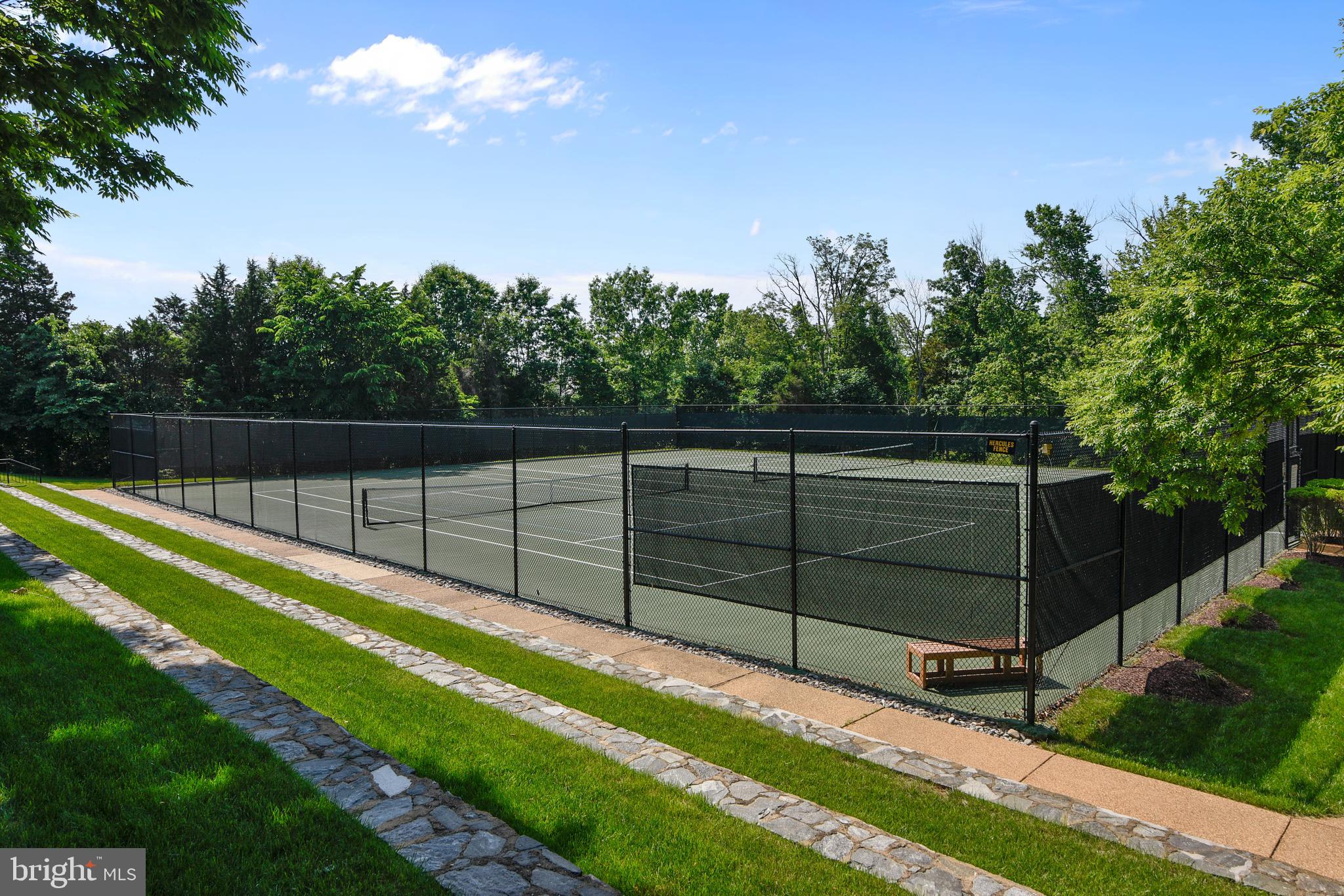 DUNBARTON - Residential