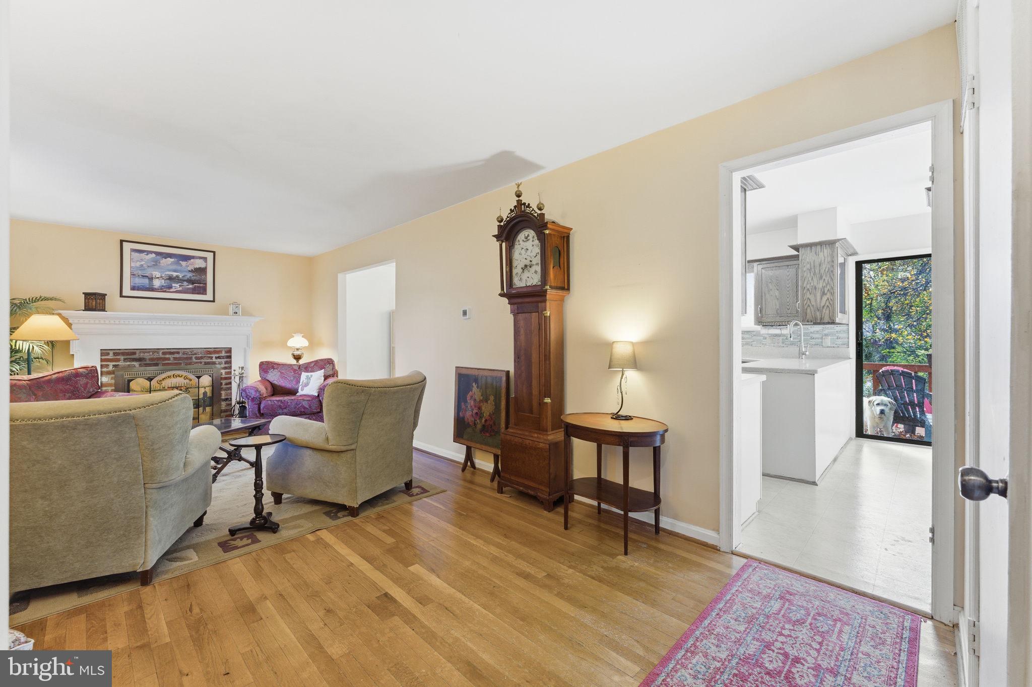 8601 KENILWORTH DRIVE