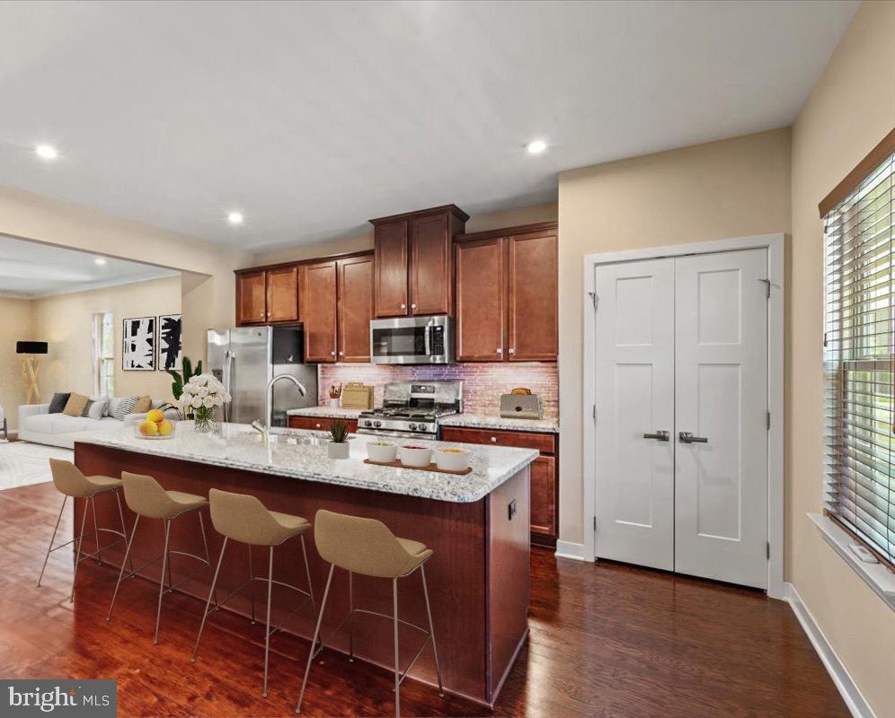 POTOMAC SHORES - Residential