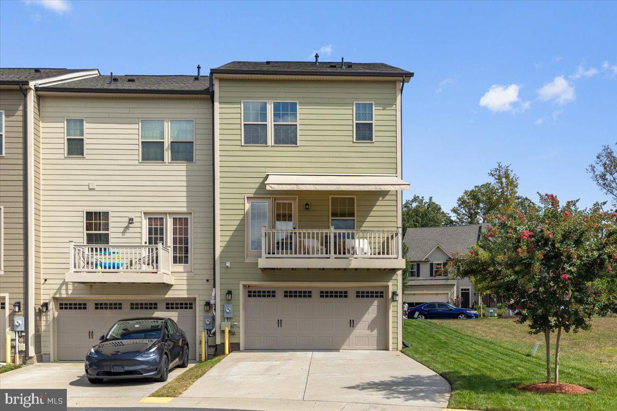 POTOMAC SHORES - Residential