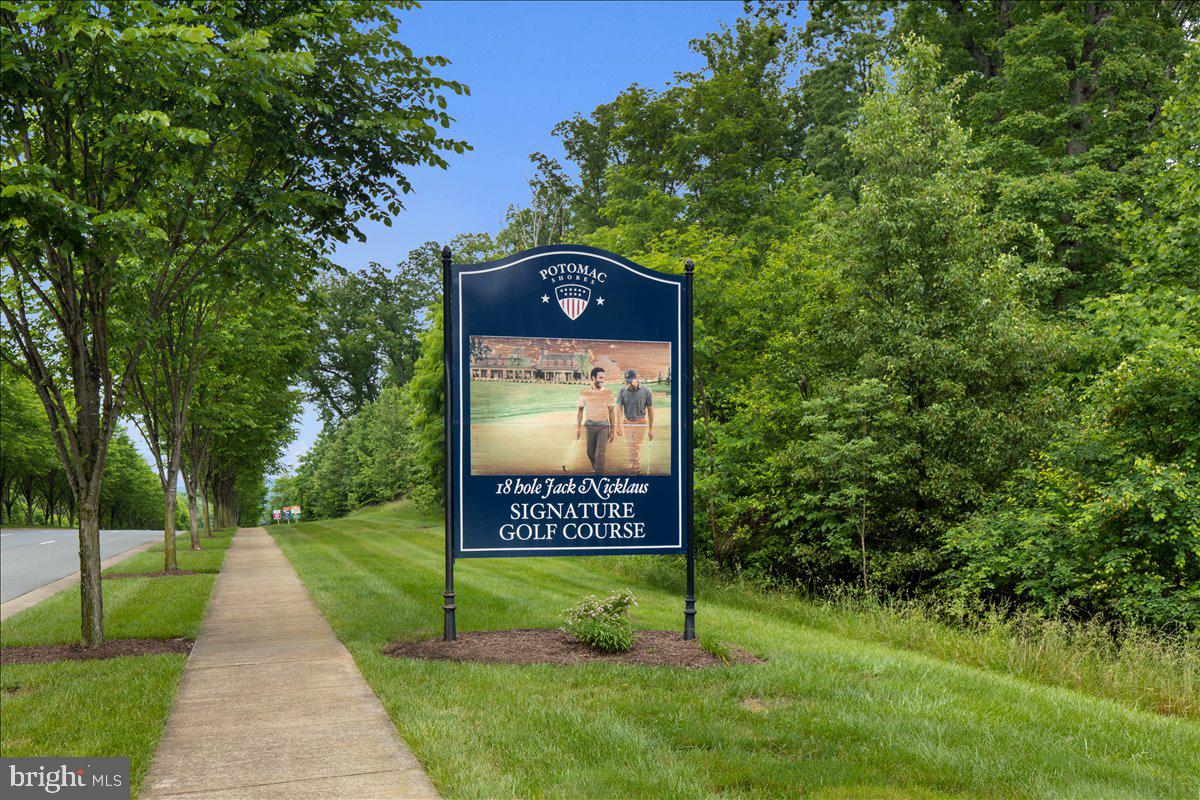 POTOMAC SHORES - Residential