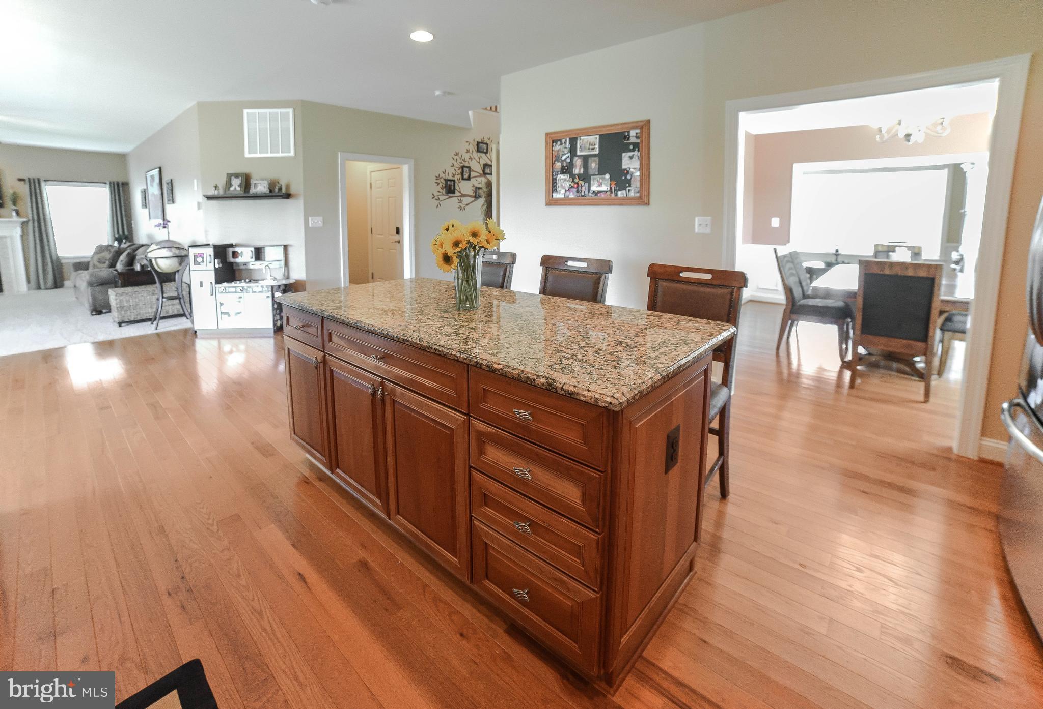 LEONARDS GRANT - Residential