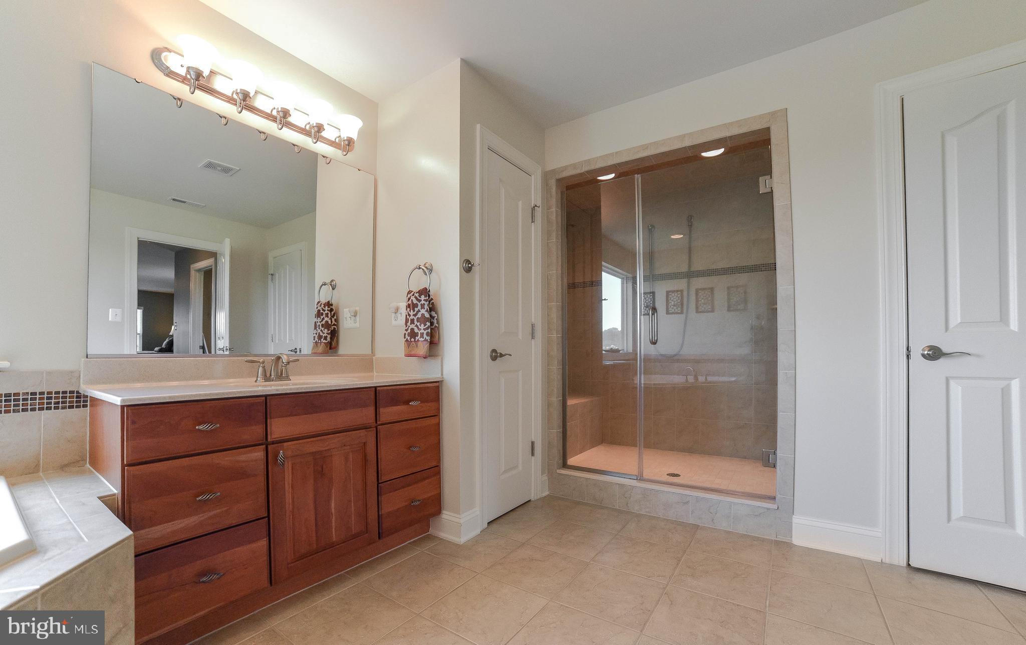 LEONARDS GRANT - Residential