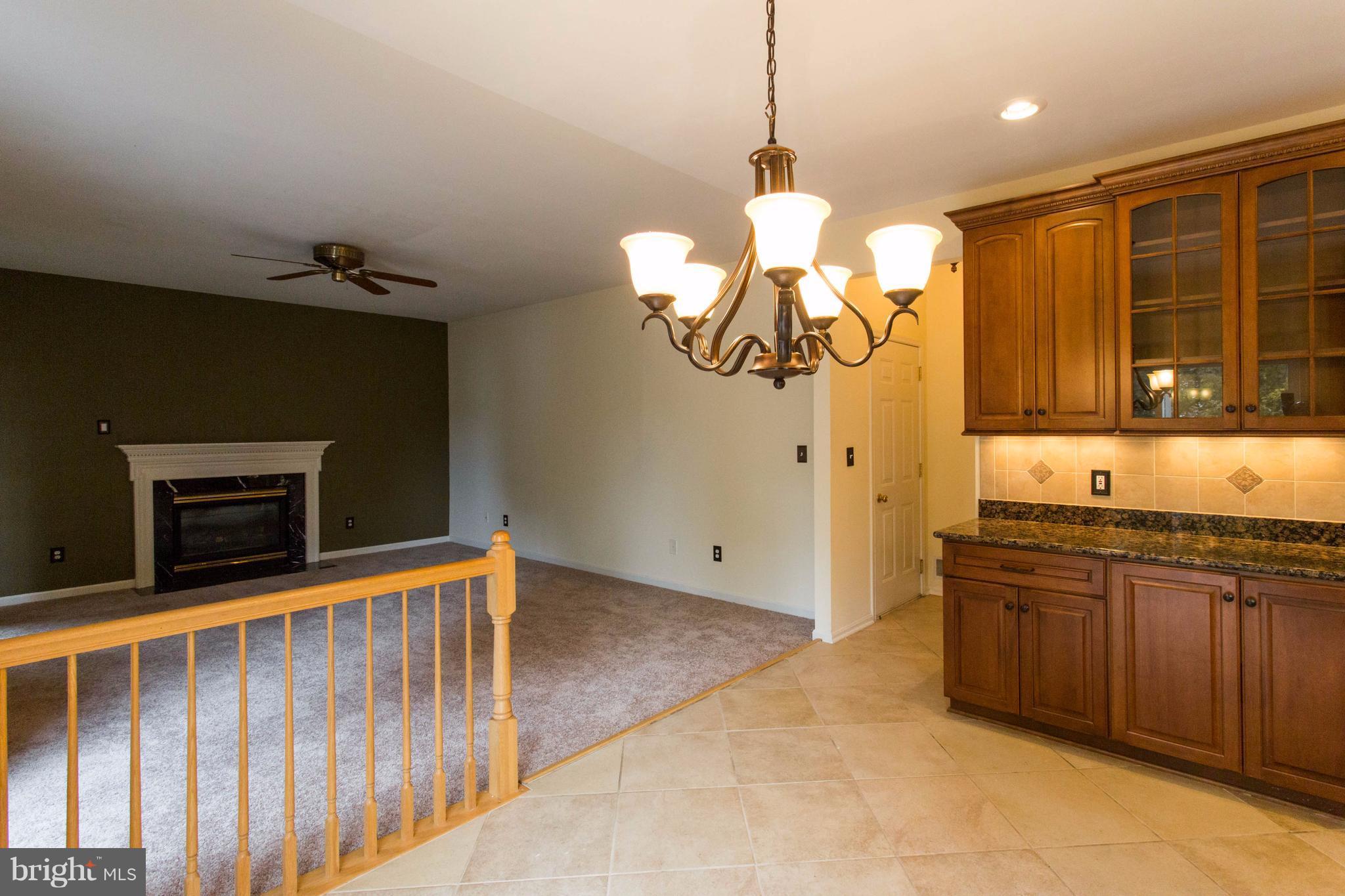 HAMPTON OAKS - Residential