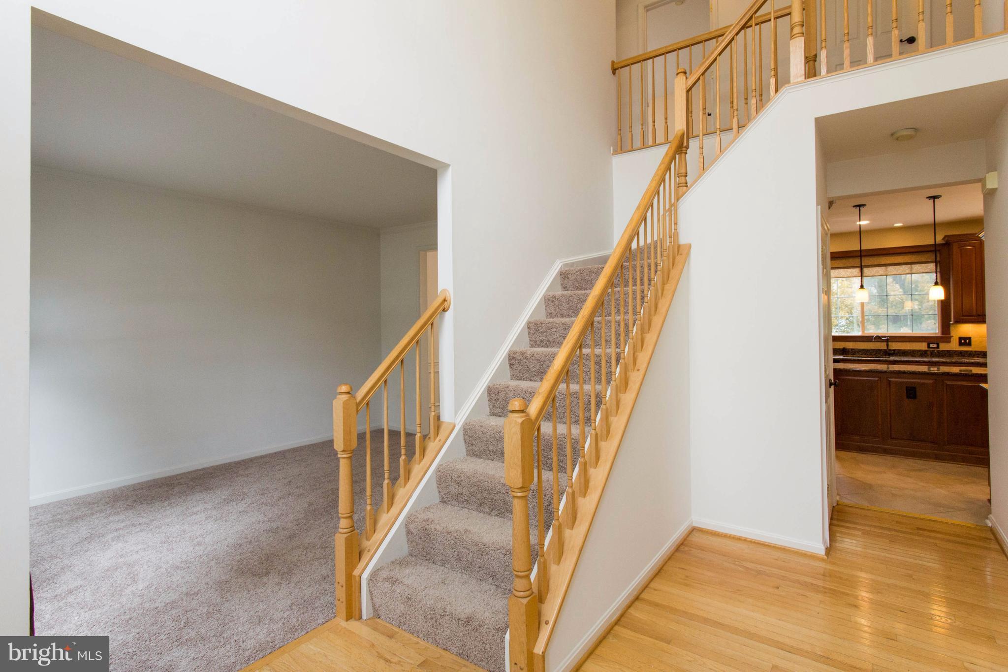 HAMPTON OAKS - Residential